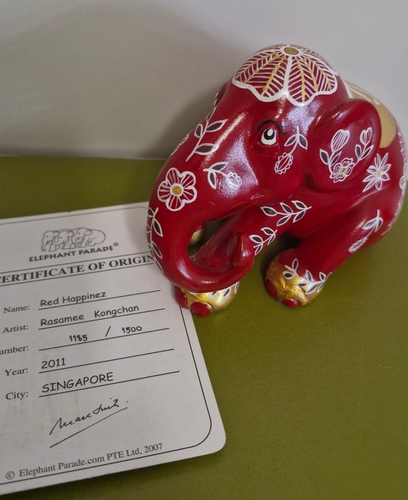 Elephant Parade 'Red Happinez' met certificaat, Ophalen of Verzenden, Nieuw, Dier