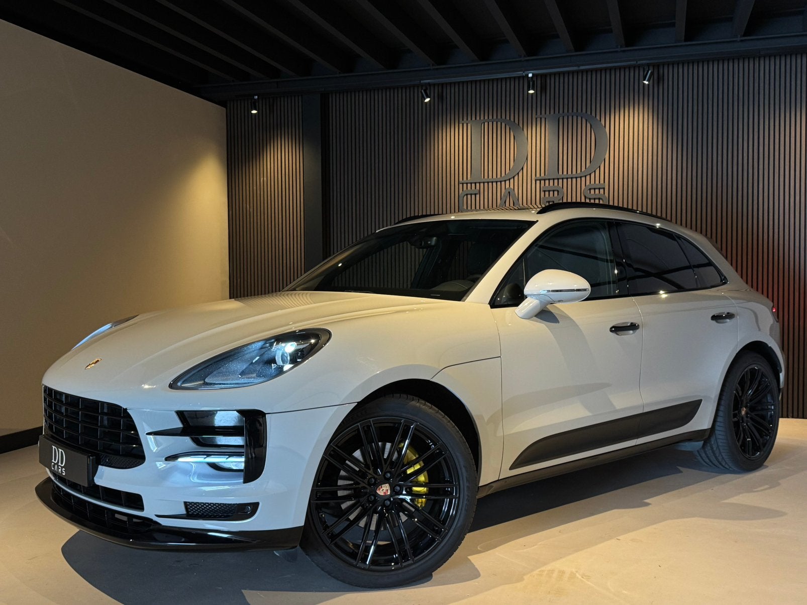 Porsche Macan 2.0 | Pano | Carbon | Bose | Facelift | Krijt, Automaat, Zwart, Bedrijf, Vierwielaandrijving