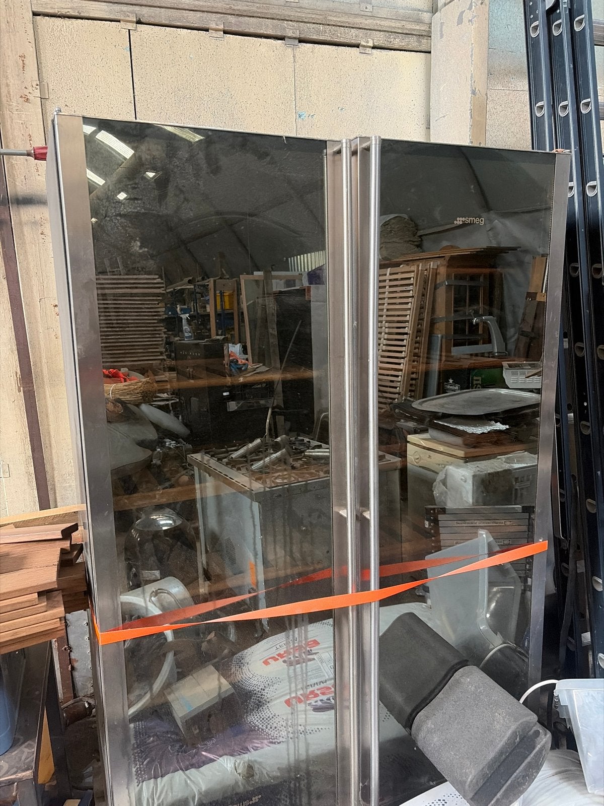 Smeg Wijnkoelkast met Houten Binnenwerk, Abbenbroeksestraat 31 schiedam, 200 liter of meer, 60 cm of meer, Smeg