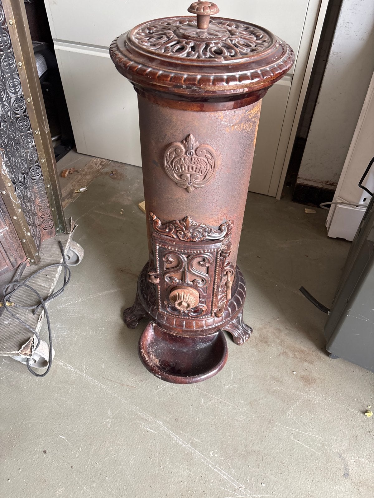 Antieke Godin Kolomkachel - Prachtig Decoratief Stuk, Gebruikt, Overige brandstoffen, Ophalen of Verzenden, Vrijstaand