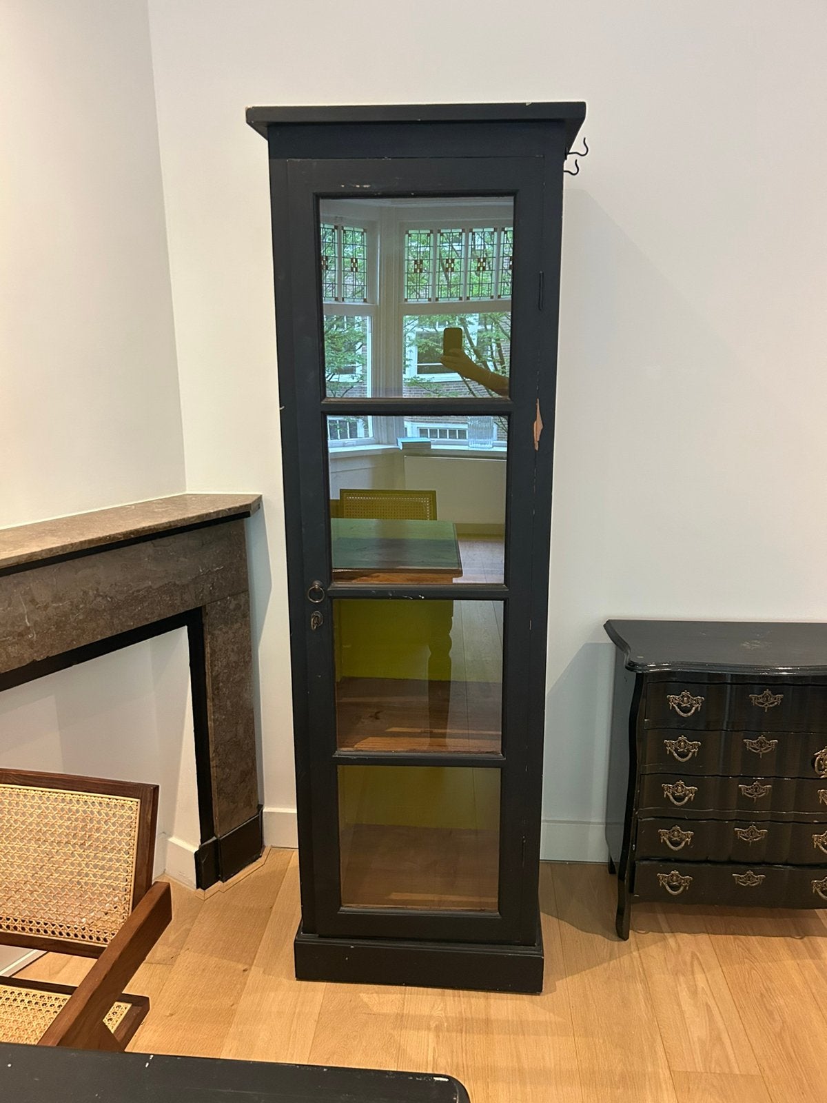 Hoge kast met glazen ramen, Ophalen, Gebruikt, 50 tot 100 cm, 150 tot 200 cm