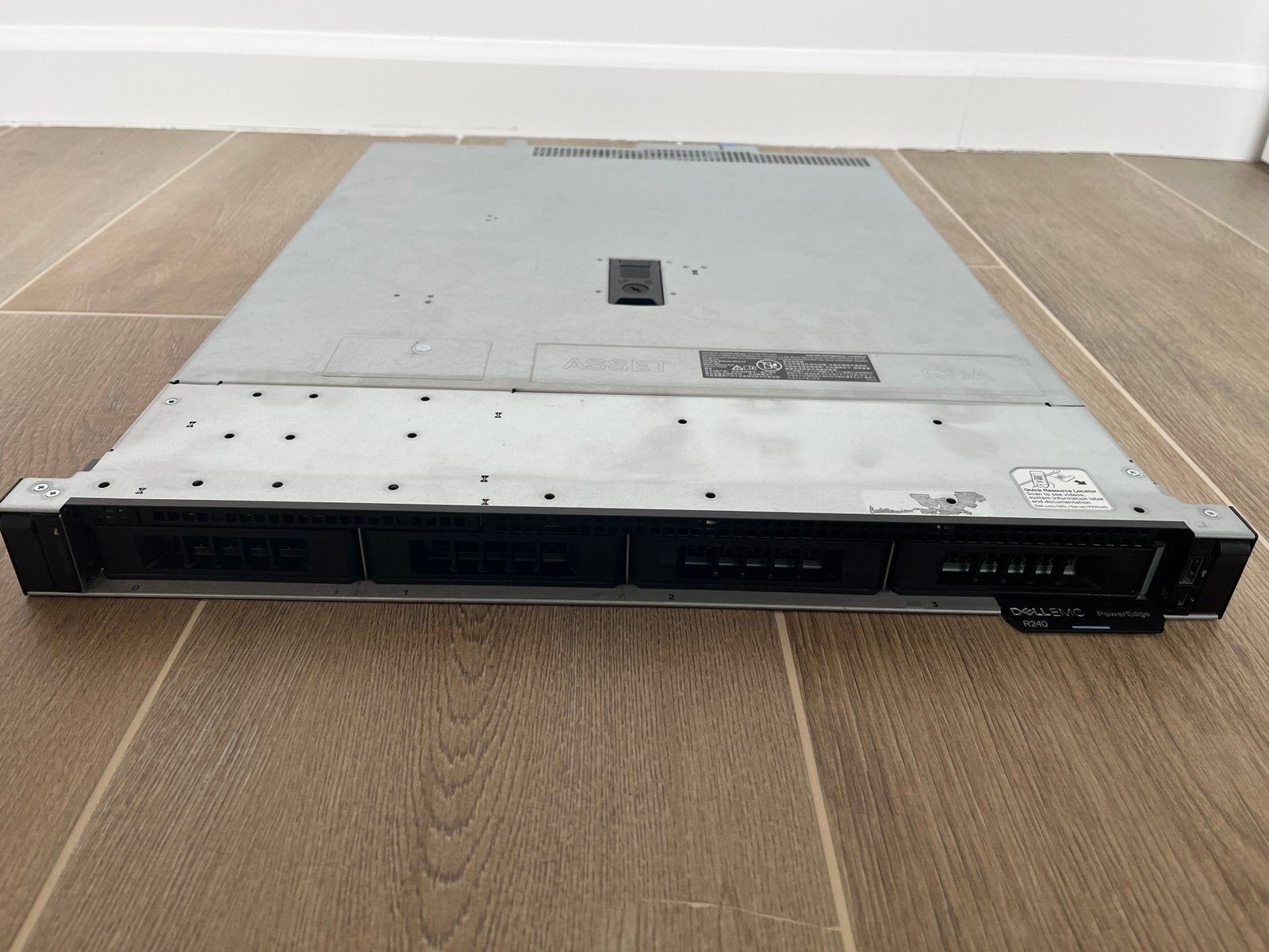 Dell PowerEdge R240, Computers en Software, Servers, Ophalen, Gebruikt, 32 GB, 3 tot 4 Ghz