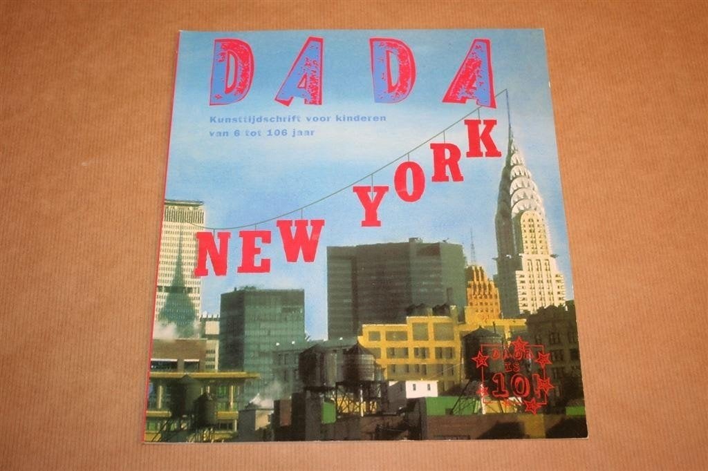 New York — Dada Kunsttijdschrift, Kunst in de Stad, Ophalen of Verzenden, Zo goed als nieuw