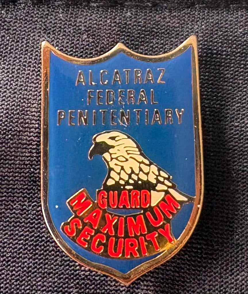 Alcatraz Federal Penitentiary pin, Verzamelen, Ophalen of Verzenden, Gebruikt, Overige onderwerpen, Speldje of Pin