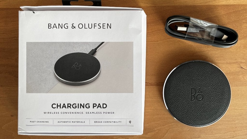 Bang & Olufsen charging pad, Ophalen of Verzenden, Zo goed als nieuw