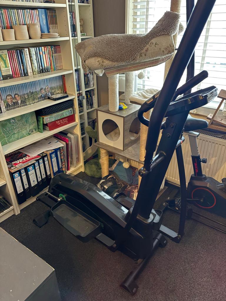 Crosstrainer merk Focus Fitness, Ophalen, Zo goed als nieuw, Crosstrainer