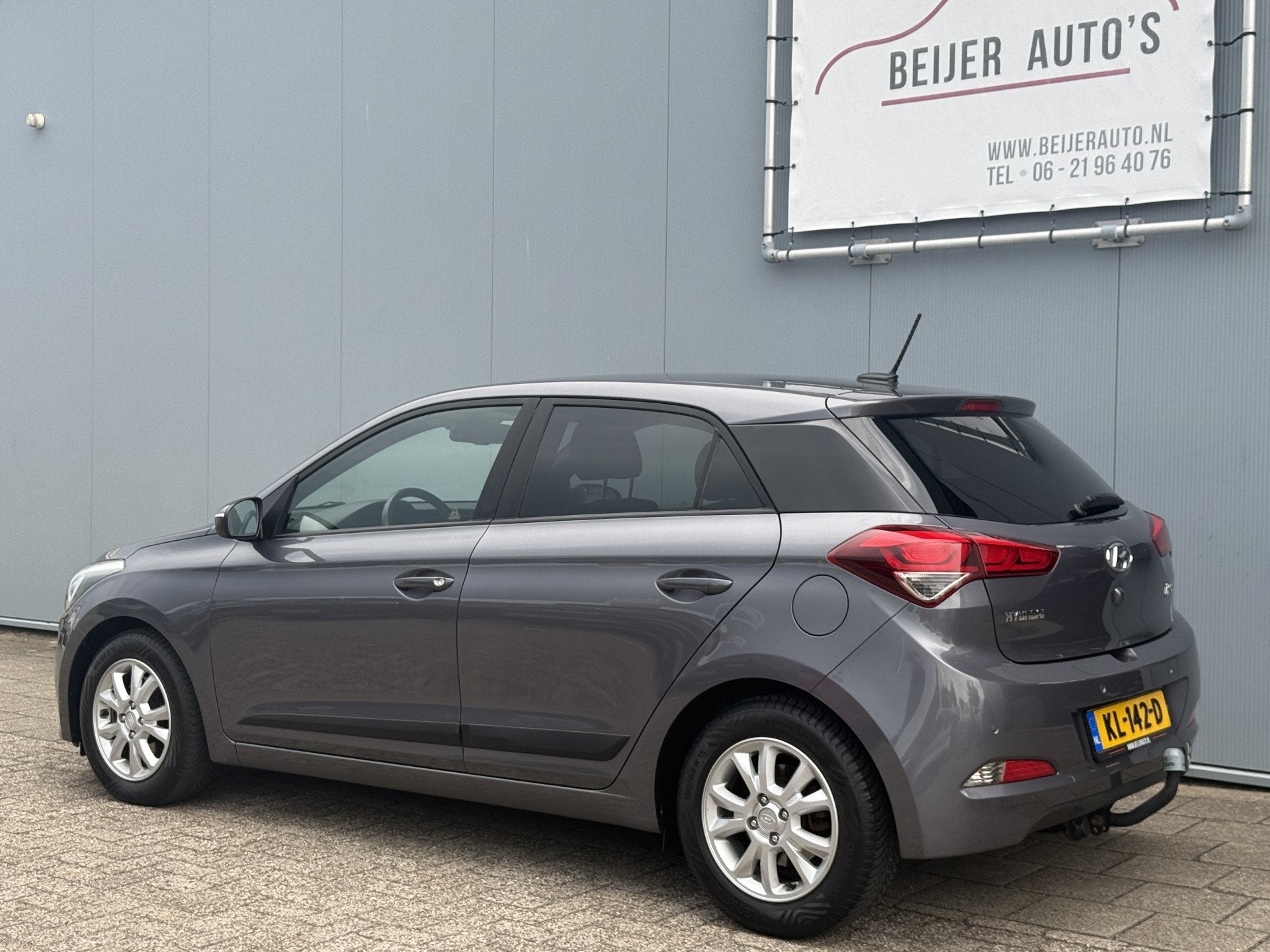 Hyundai i20 1.0 T-GDI Go! 2016 Navigatie/Airco/Trekhaak., Voorwielaandrijving, 23 km/l, Origineel Nederlands, Bedrijf
