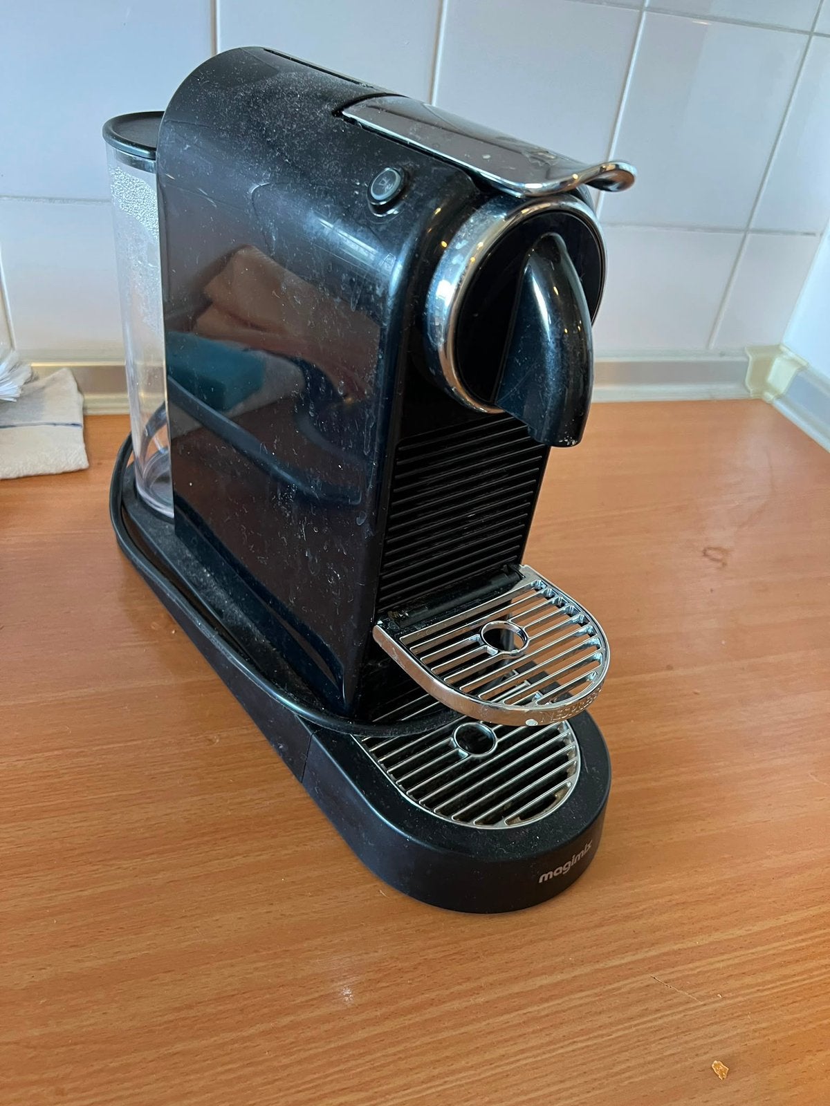 Nespresso Magimix Inissia Koffiezetapparaat Zwart, Witgoed en Apparatuur, Koffiezetapparaten, Gebruikt, Espresso apparaat, Ophalen of Verzenden