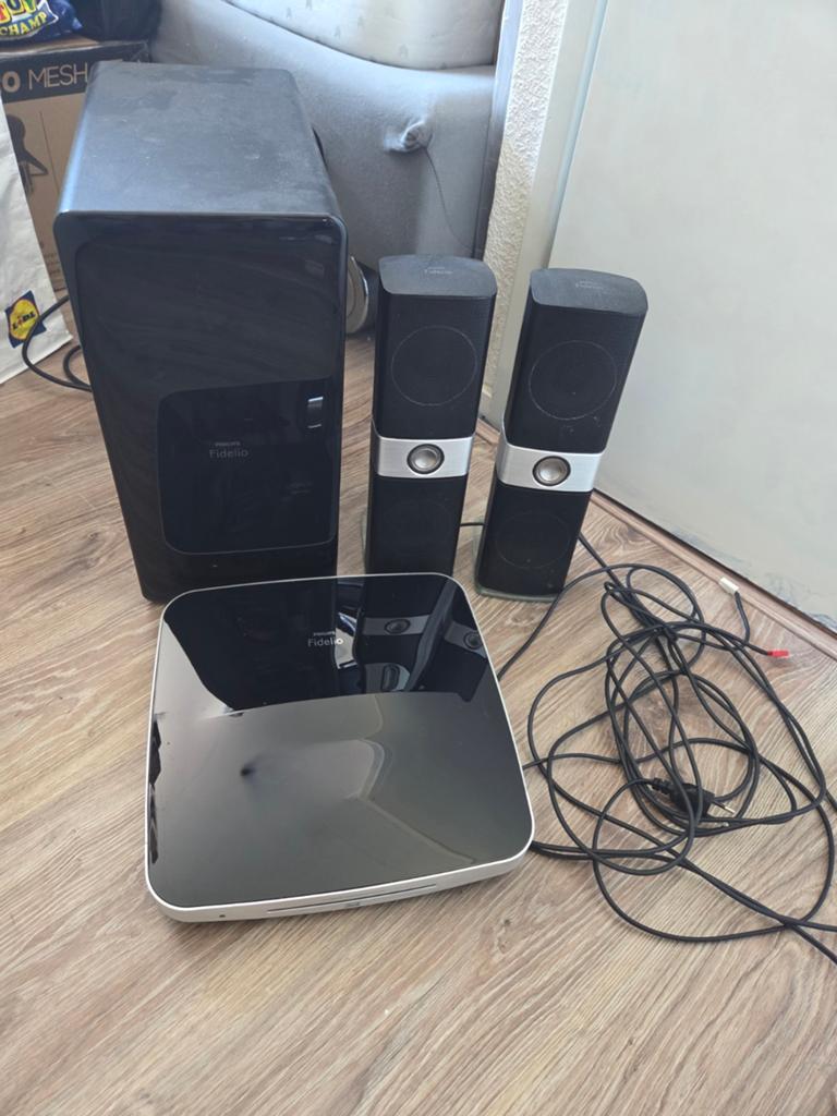 Philips Fidelio Homecinema set HTS 9221, Philips, Gebruikt, Ophalen of Verzenden, 60 tot 120 watt