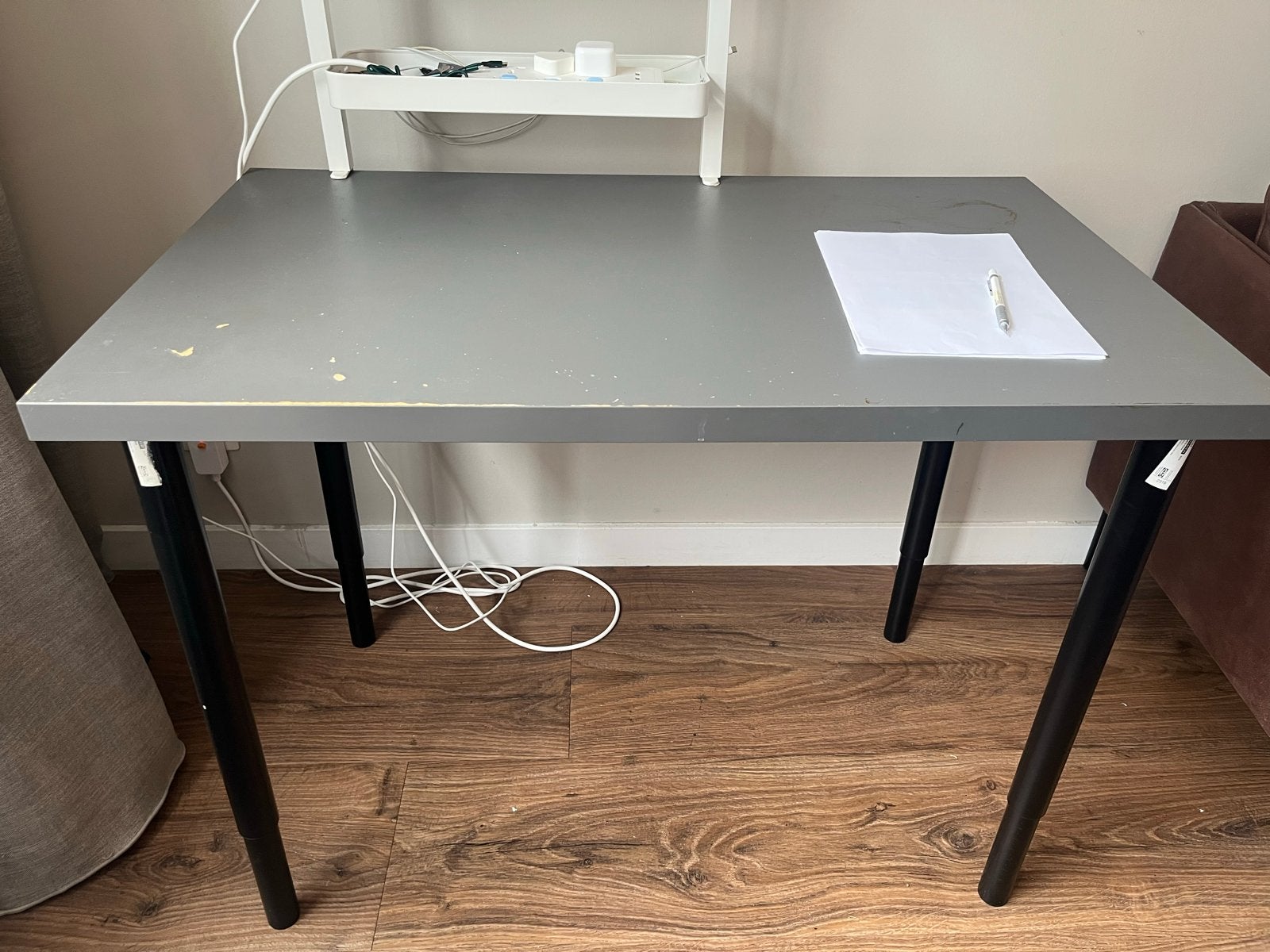 Ikea Linnmon Bureau met verstelbare Olov poten - 100x60cm, Gebruikt, Spaanplaat of MDF, In hoogte verstelbaar, Ophalen of Verzenden