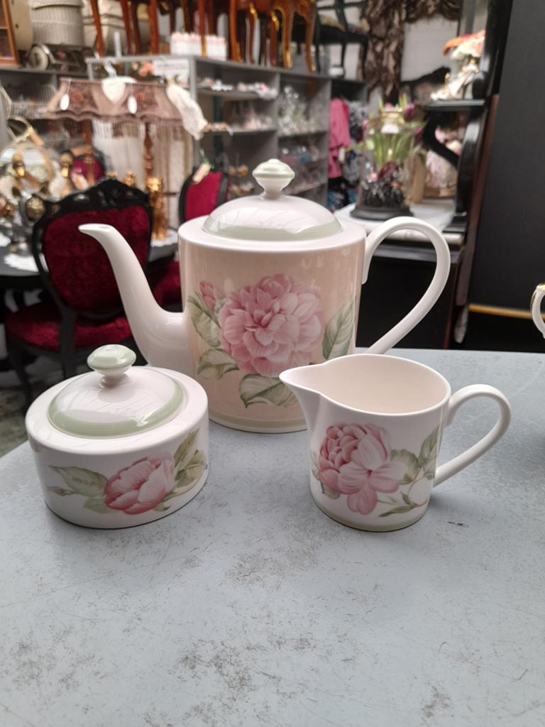 3.delig servies van villeroy & boch, Antiek en Kunst, Antiek | Servies los, Ophalen of Verzenden