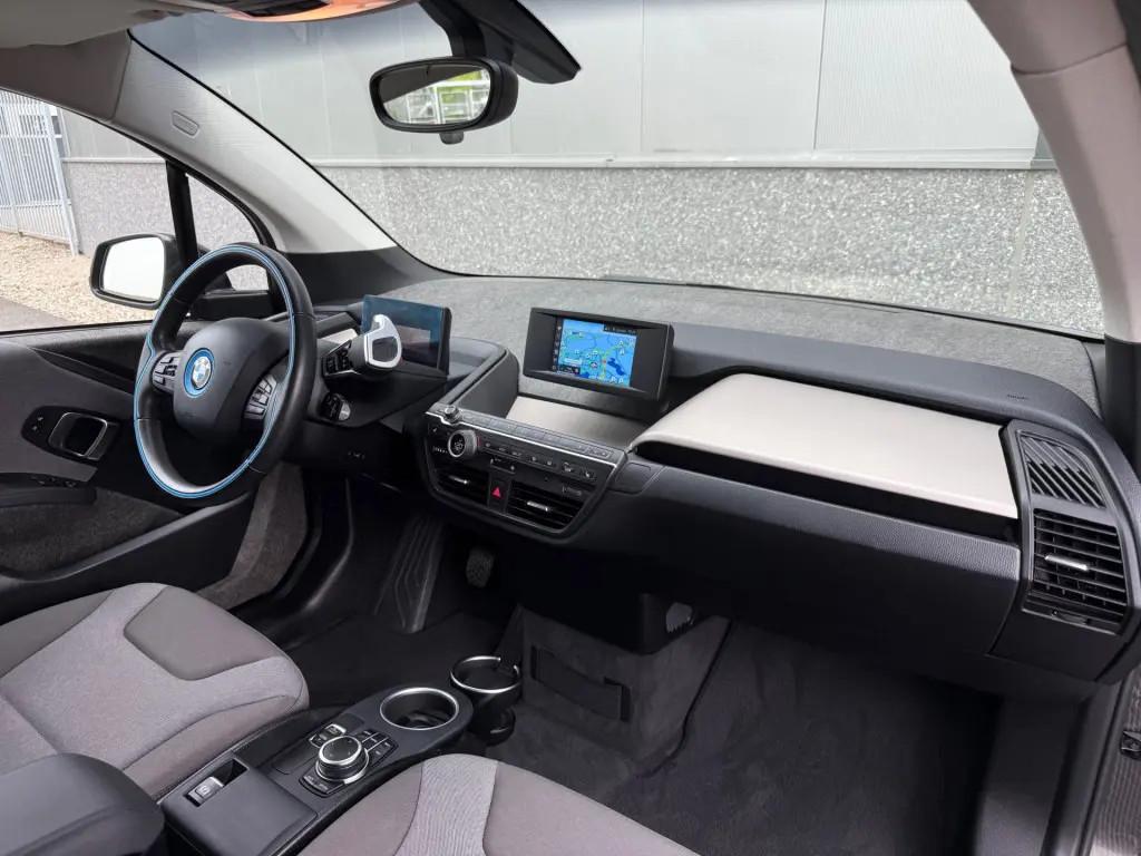 BMW i3 Executive 120Ah 42 kWh/Camera/*SOH 100%* € 27.949,0, Automaat, Stof, Gebruikt, 1245 kg
