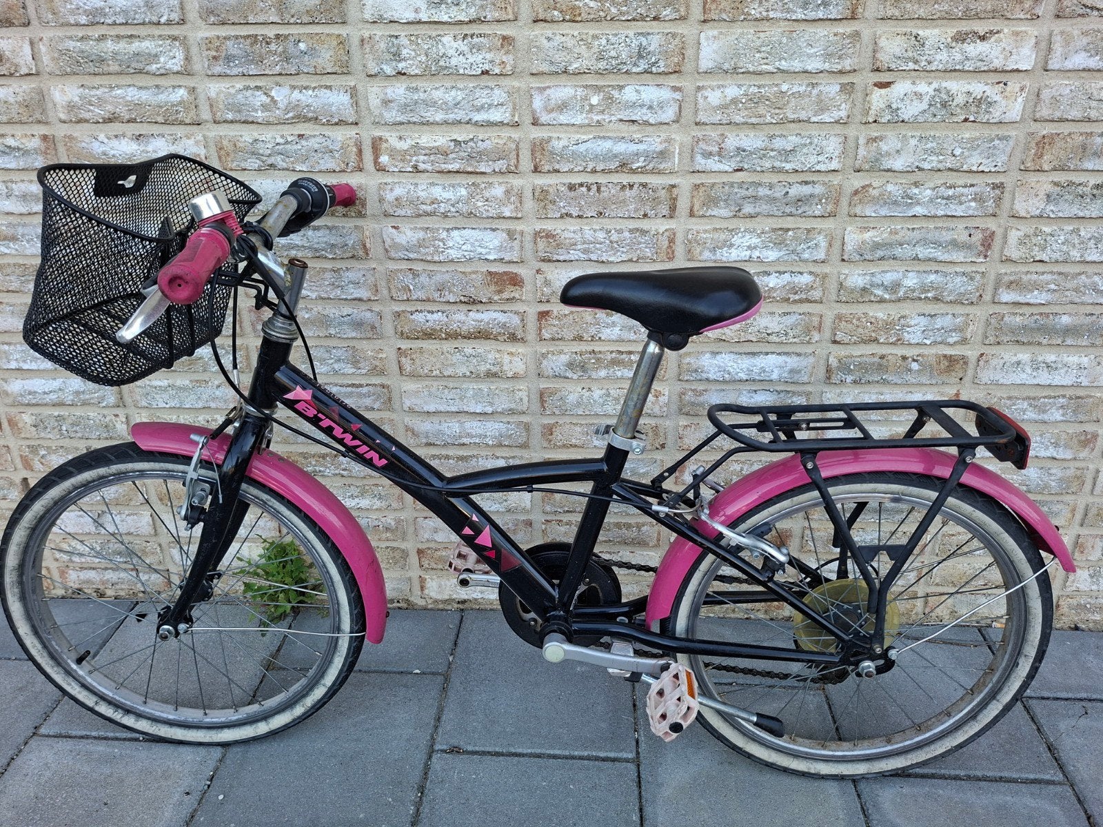 Te koop: Prachtige Kinderfiets (20 inch)., Fietsen en Brommers, Fietsen | Kinderfietsjes, Ophalen, Zo goed als nieuw, B'twin, Terugtraprem