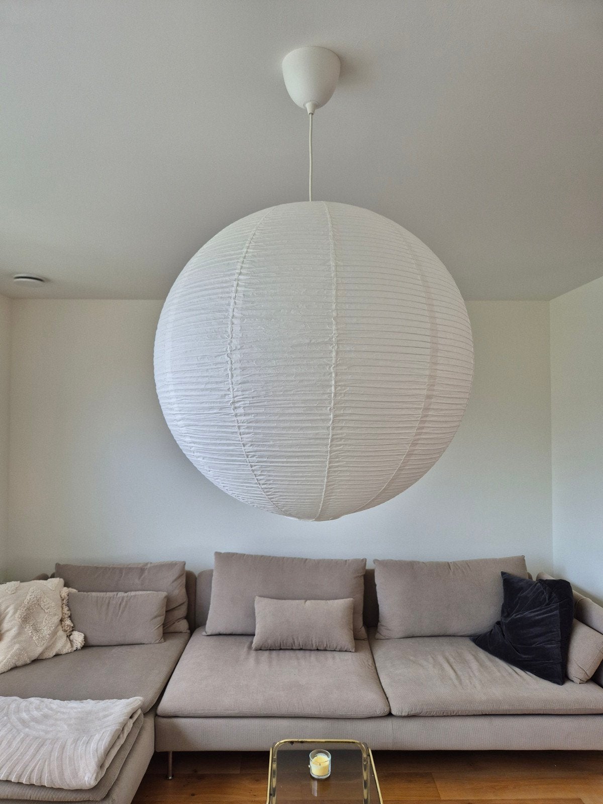 Ikea papieren lamp XL, Modern, Scandinavisch, Natuurlijk materiaal, Zo goed als nieuw, E27 (groot)