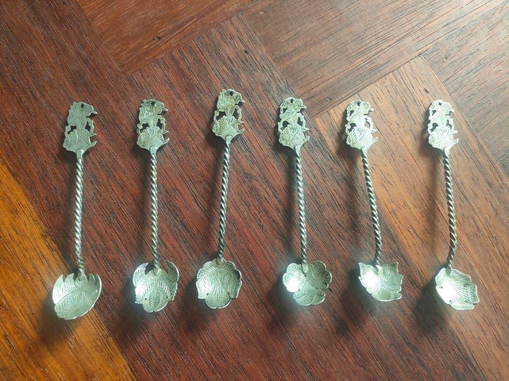 6 Zilveren theelepels Wajang, Indonesië ca. 1930, Antiek en Kunst, Ophalen of Verzenden, Zilver
