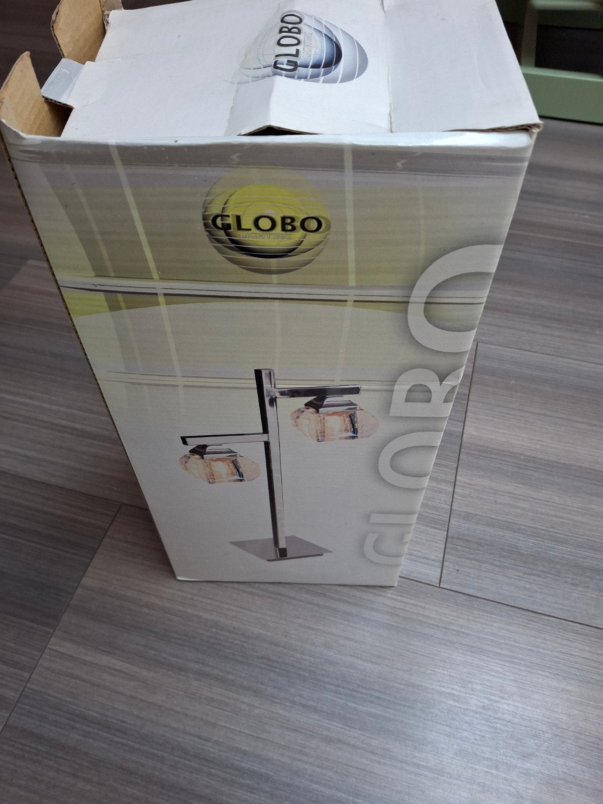 Nieuw in doos, lamp voor op tafel (of grond). Globo Lighting, Ophalen of Verzenden, Nieuw, Minder dan 50 cm