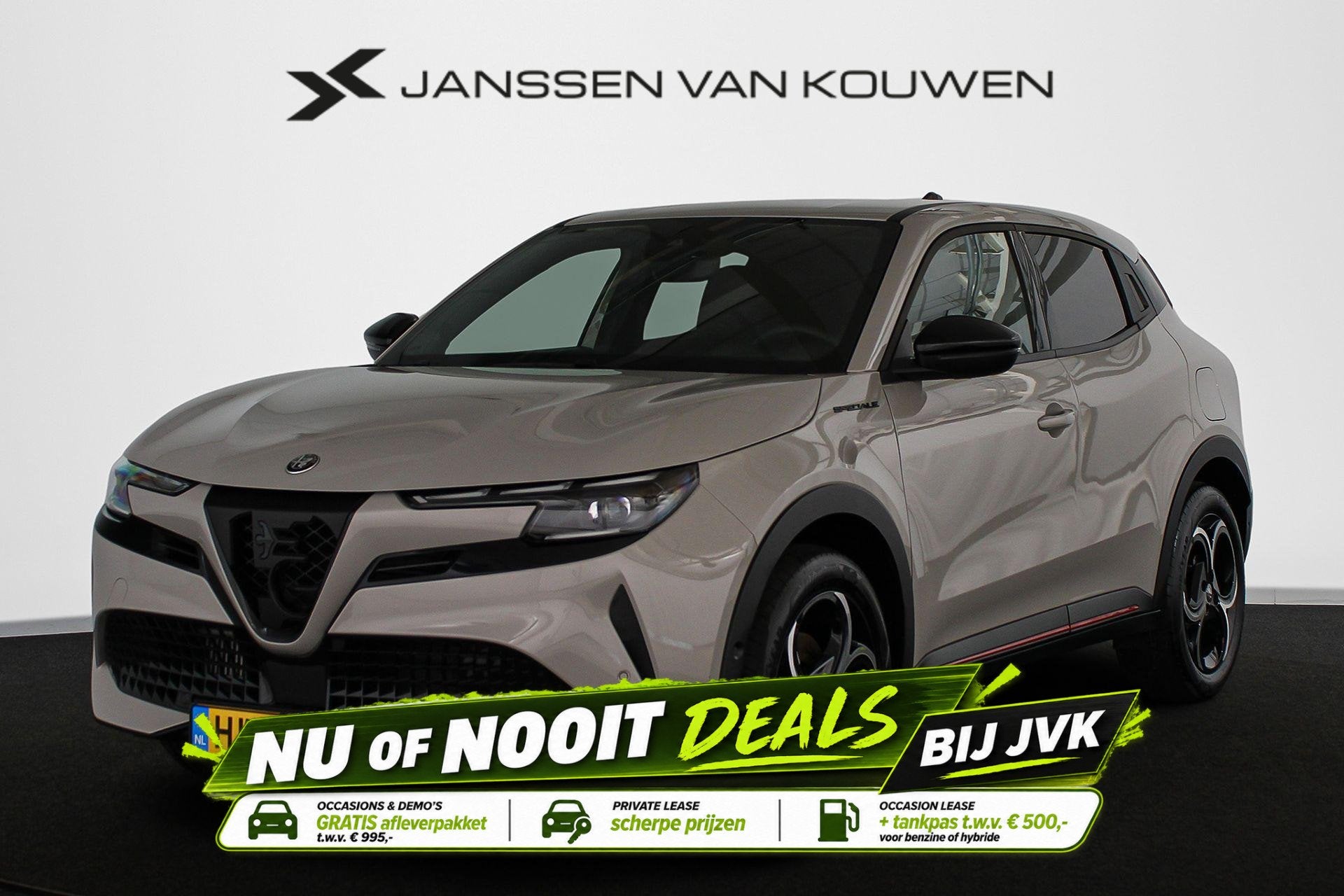 Alfa Romeo Junior 1.2 Turbo Hybrid Ibrida Speciale Pack Tech, Auto's, 145 pk, 1199 cc, Origineel Nederlands, Hybride Elektrisch/Benzine