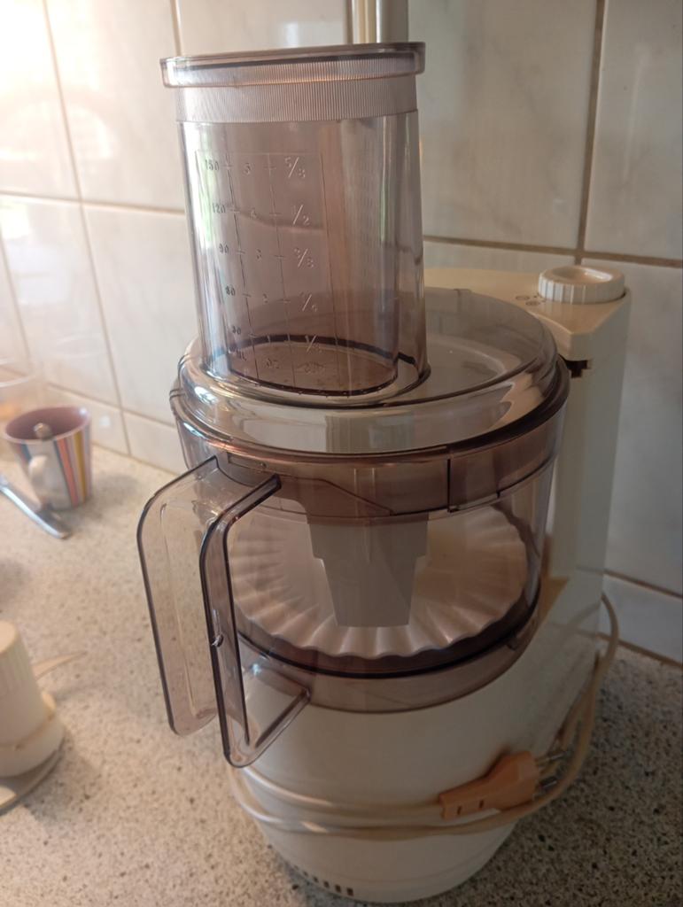 Moulinex Masterchef 20 Compacte Keukenmachine, 1 tot 2 liter, Ophalen of Verzenden, Gebruikt, 2 snelheden