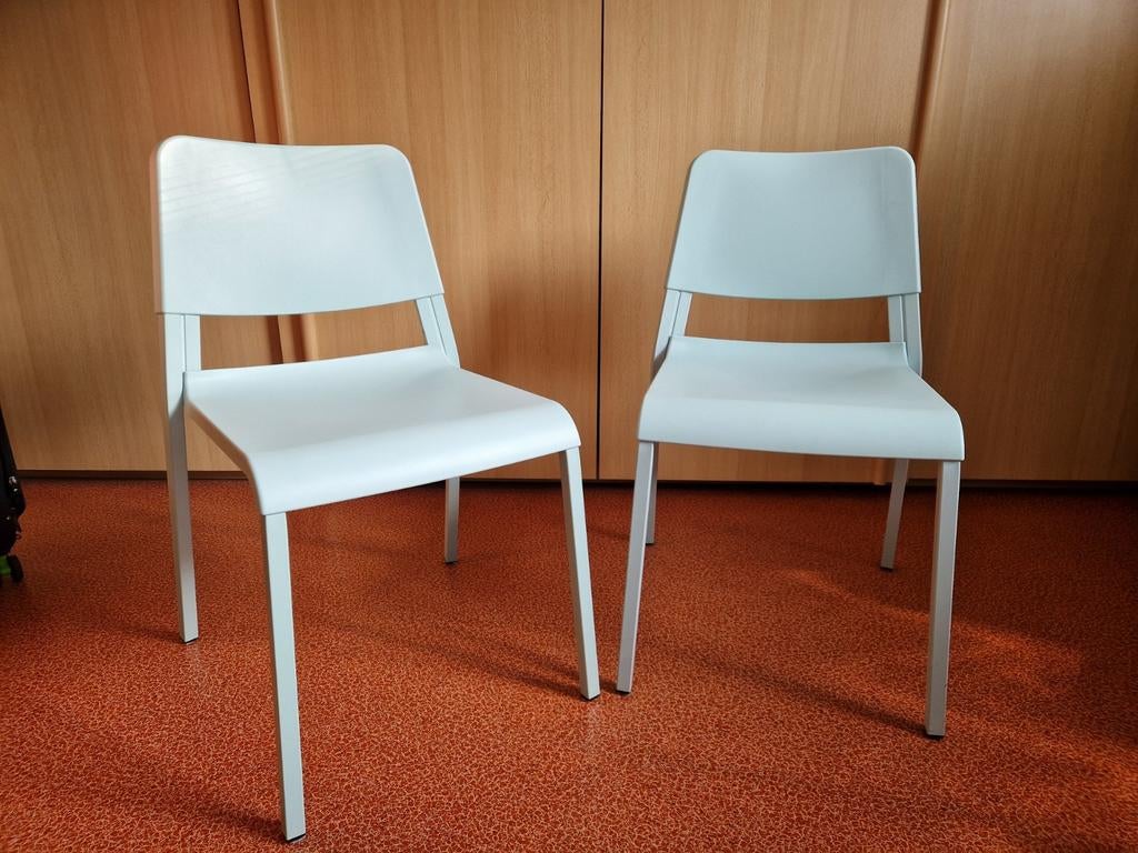 Set van 2 IKEA TEODORES stoelen, lichtblauw, Ophalen