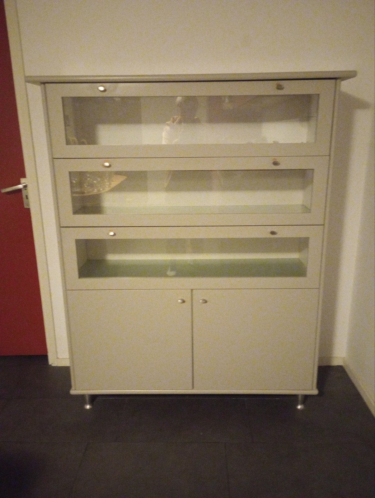 leuke vintage servieskast
