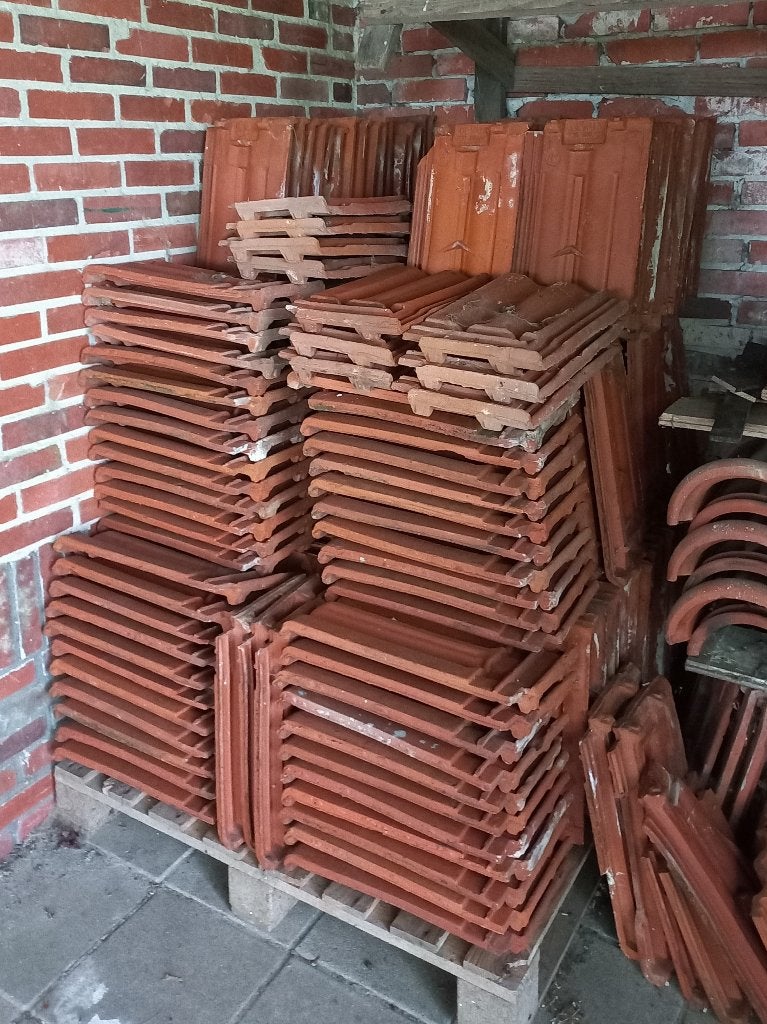 Vlakke Mulden dakpannen De Valk, gebruikt, Ophalen, Gebruikt, Steen of Klei, 5 tot 10 m²