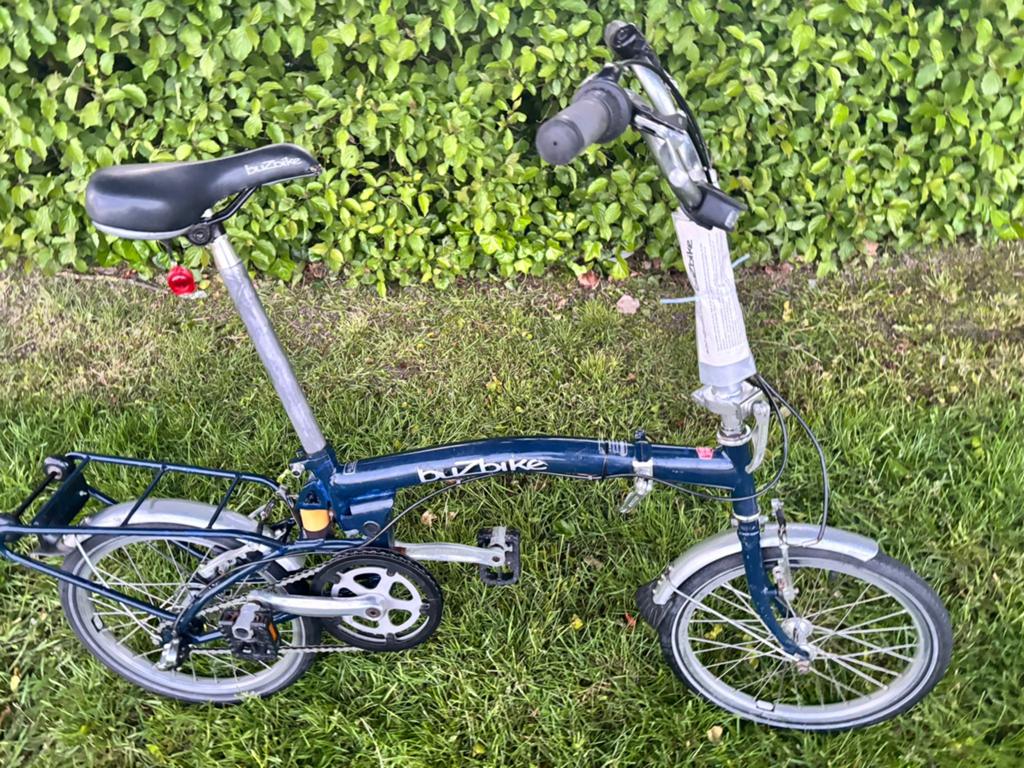 Buzbike vouwfiets met versnellingen, Fietsen en Brommers, Fietsen | Vouwfietsen, Ophalen, Zo goed als nieuw, 16 tot 18 inch, Versnellingen