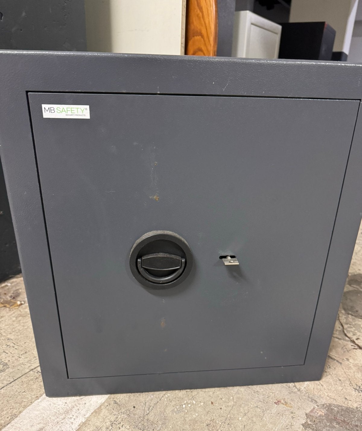 Ruime MB Safety Kluis – Veilig en goede kwaliteit!, Huis en Inrichting, Ophalen, Zo goed als nieuw, Brandkast
