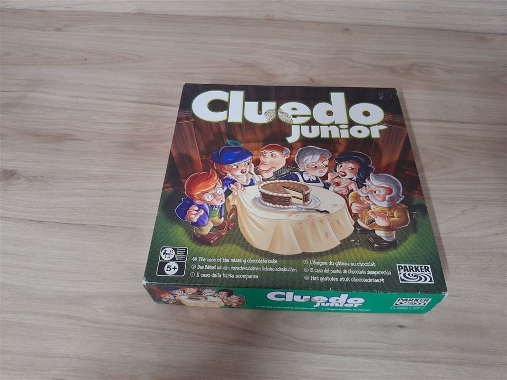 Cluedo Junior chocoladetaart editie - s1536, Verzenden, Zo goed als nieuw