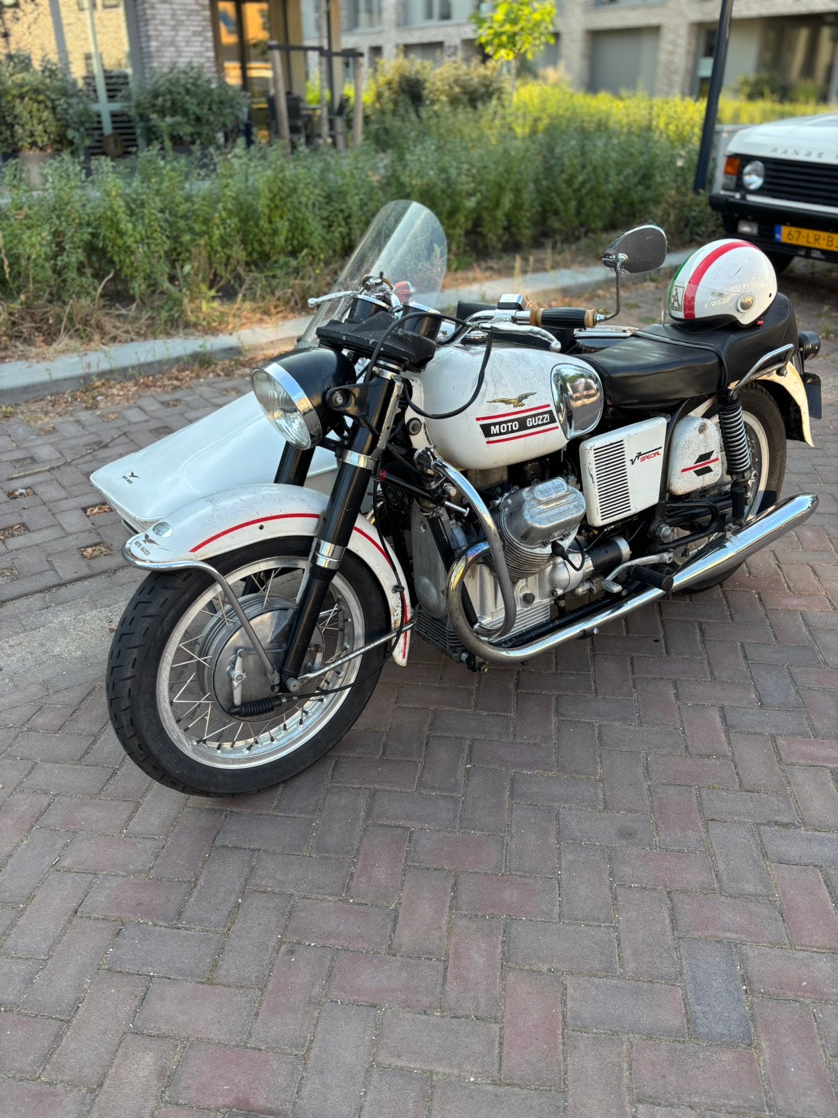 Moto Guzzi V7 Special met zijspan! Bouwjaar 1973, Motoren, Particulier, Toermotor