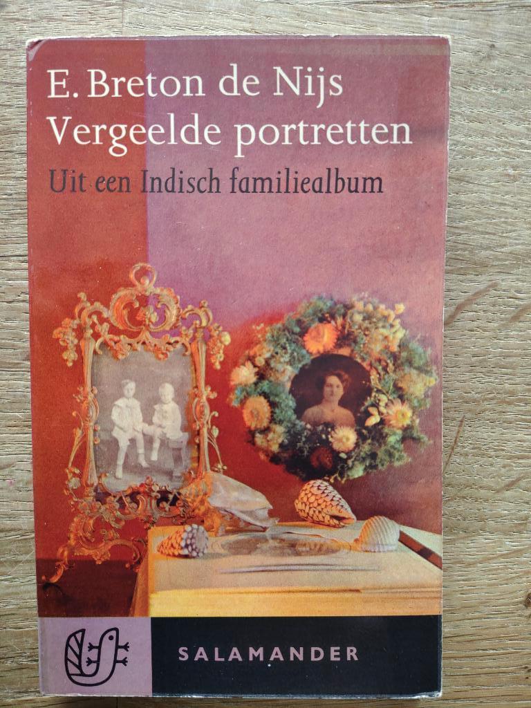 Vergeelde portretten  - E. Breton de Nijs, Ophalen of Verzenden, Gelezen, Nederland