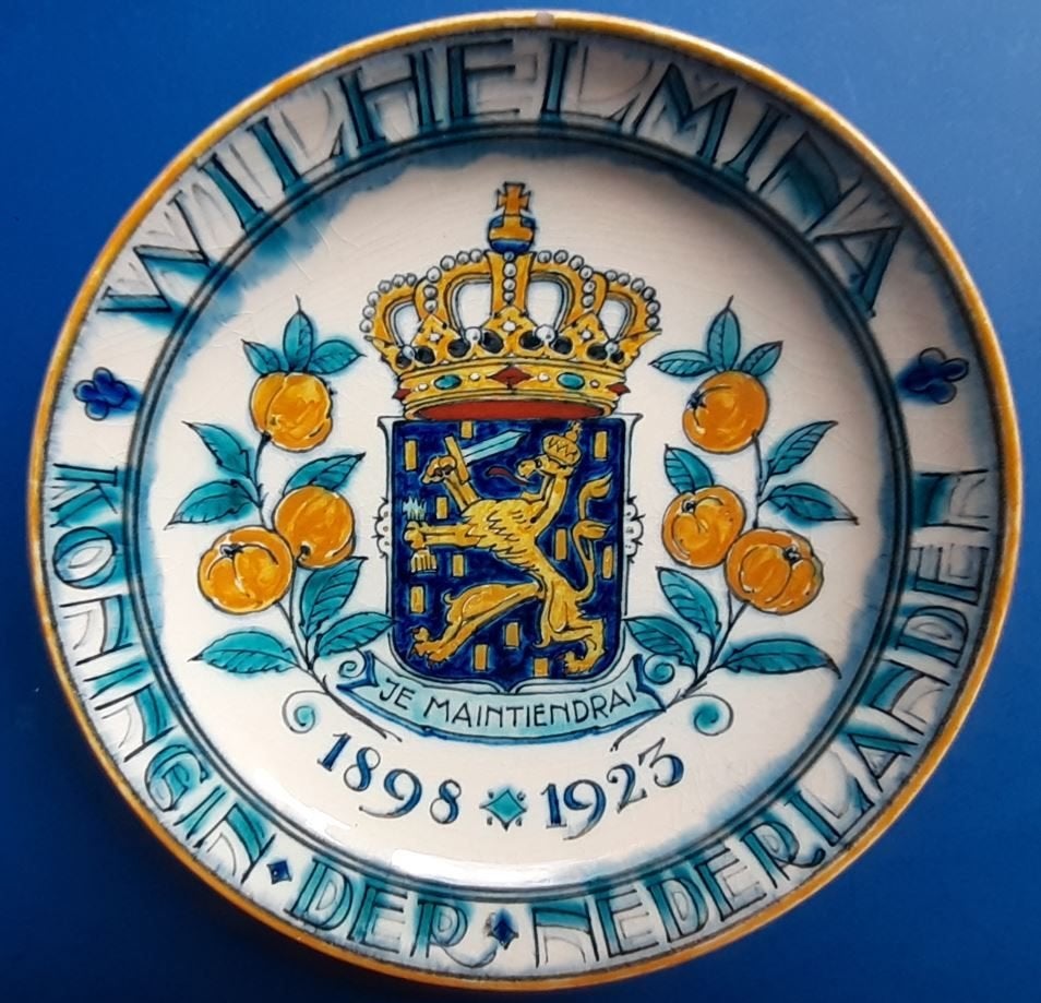 Porceleyne Fles 1923 Wilhelmina Iznik 22cm (6) bijzonder, Antiek en Kunst, Antiek | Wandborden en Tegels, Ophalen of Verzenden