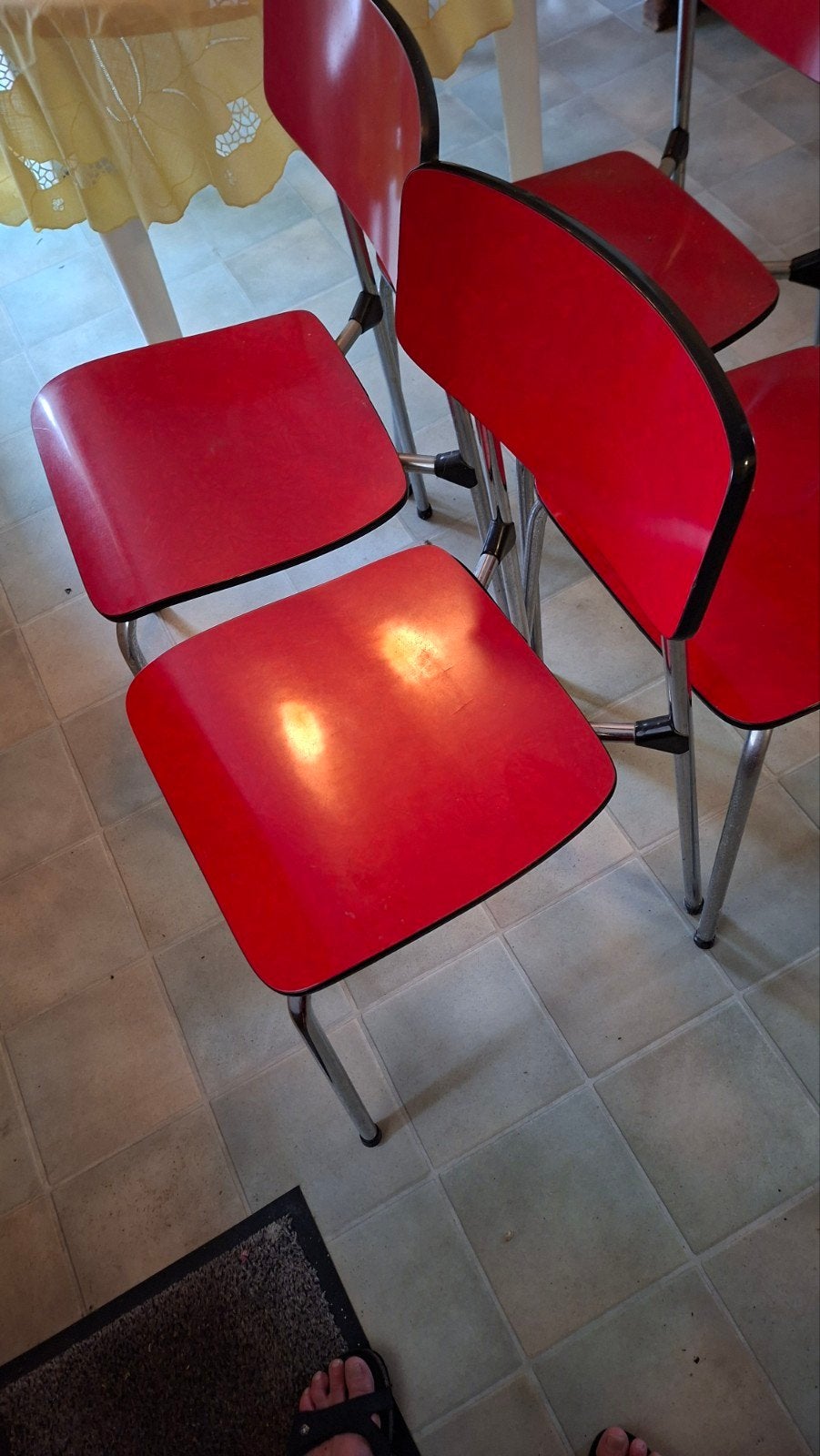 Set van 4 vintage rode stoelen, Antiek en Kunst, Ophalen