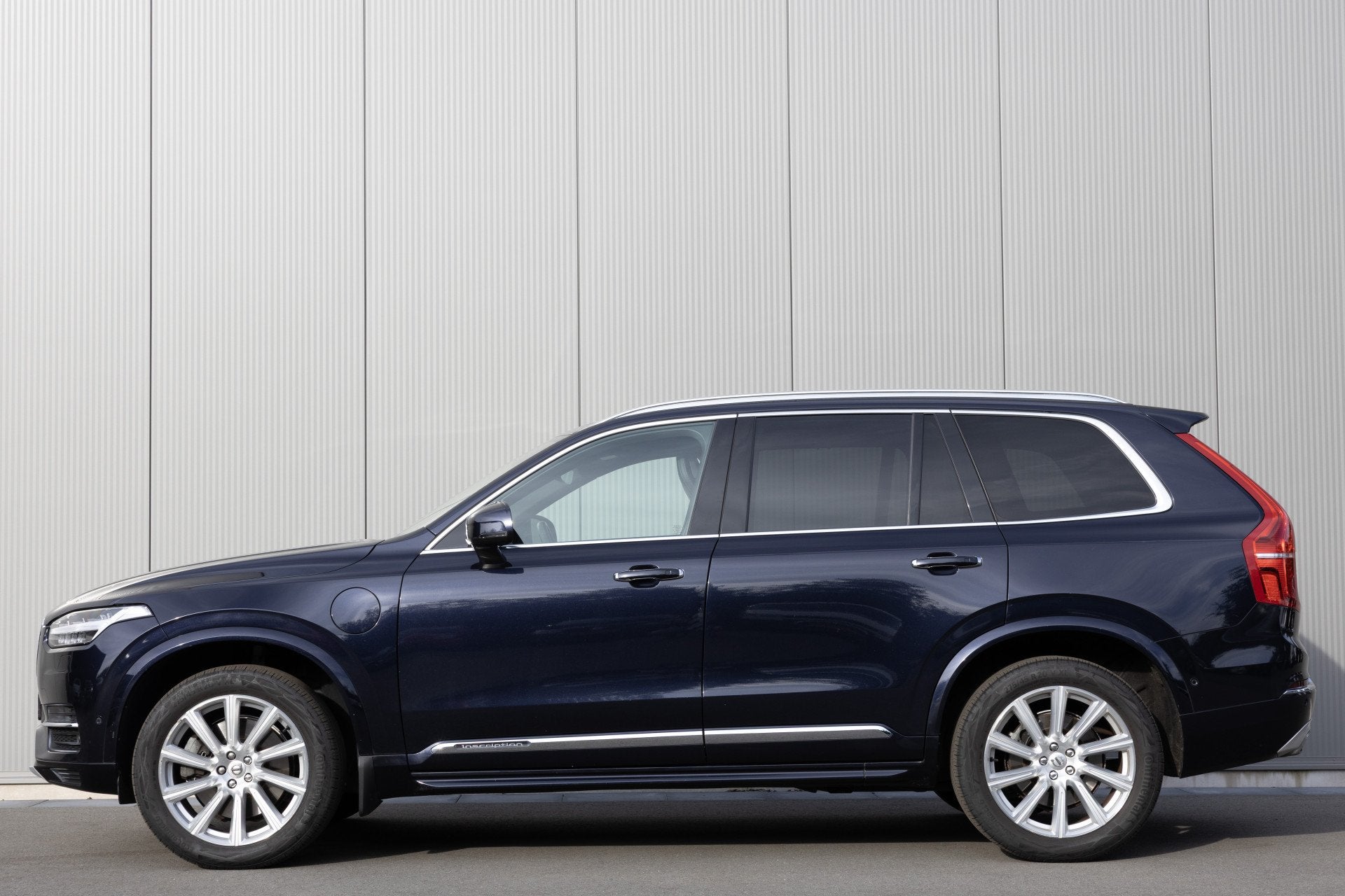 Volvo XC90 2.0 T8 | AWD Inscription | 7 ZITS | PANO | LEDER, Dealer onderhouden, Gebruikt, 1969 cc, Blauw