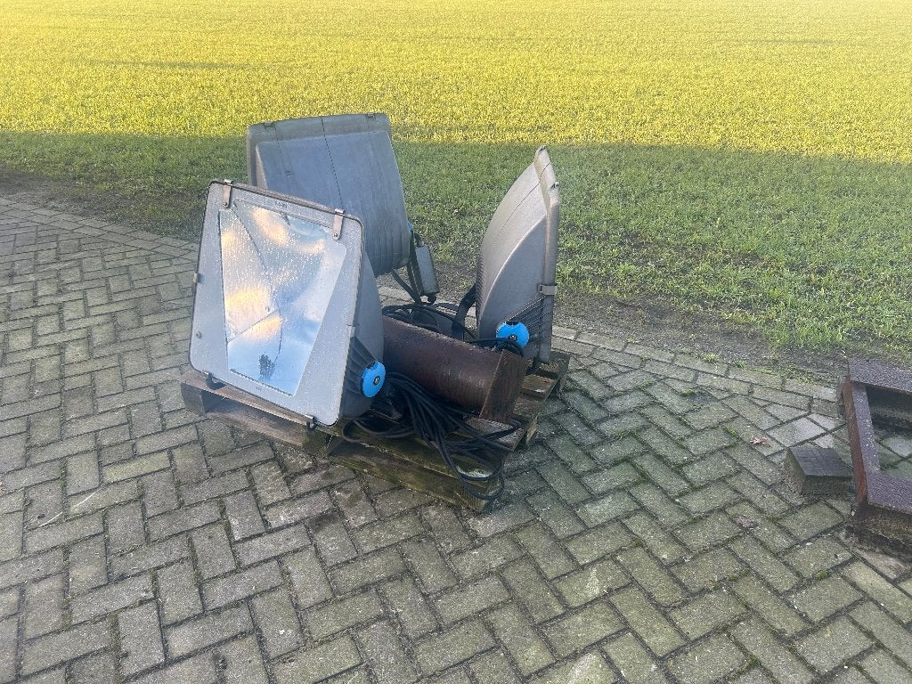 Terreinverlichting 6000Watt, Ophalen, Gebruikt, 500 watt of meer, Lamp met armatuur