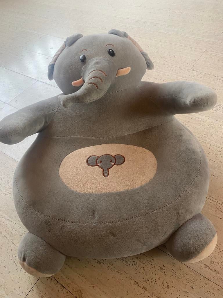 Olifant poef, Kinderen en Baby's, Kindermode-accessoires, Ophalen, Zo goed als nieuw