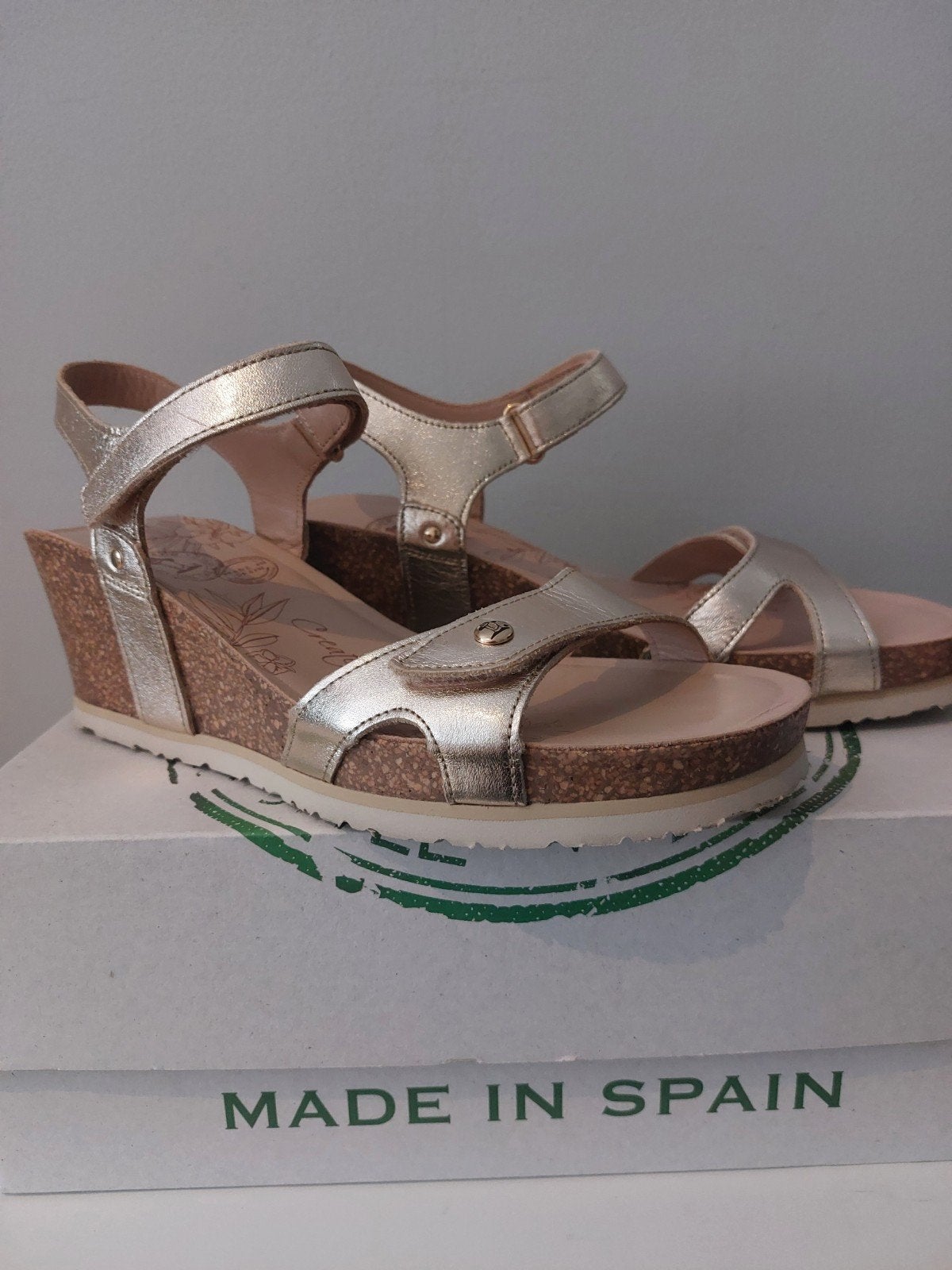 Sandaal met sleehak, Ophalen, Overige kleuren, Sandalen of Muiltjes, Zo goed als nieuw