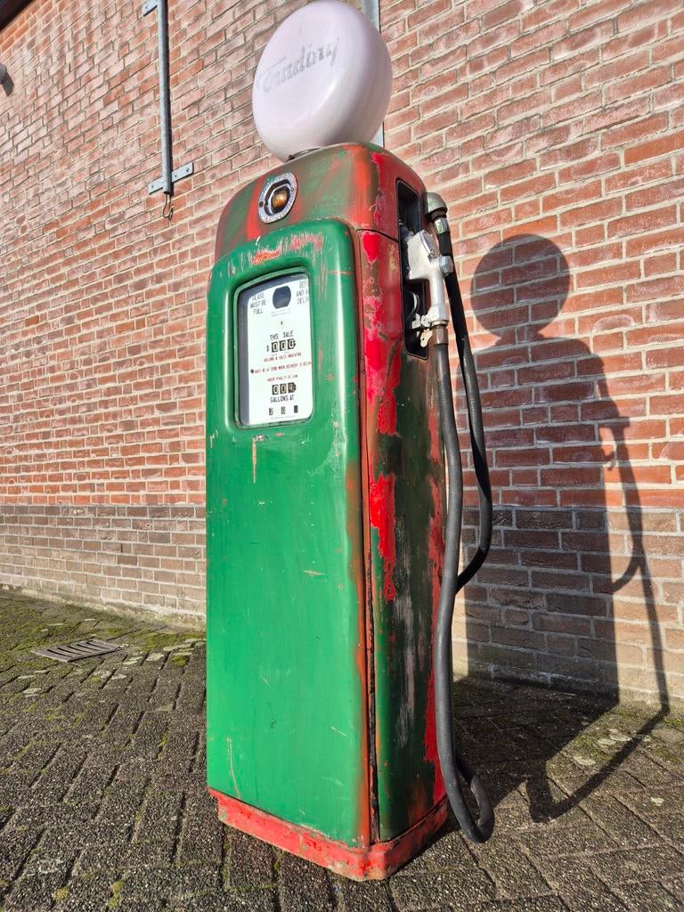 Amerikaanse benzinepomp benzine
pomp usa, Verzamelen, Ophalen, Zo goed als nieuw