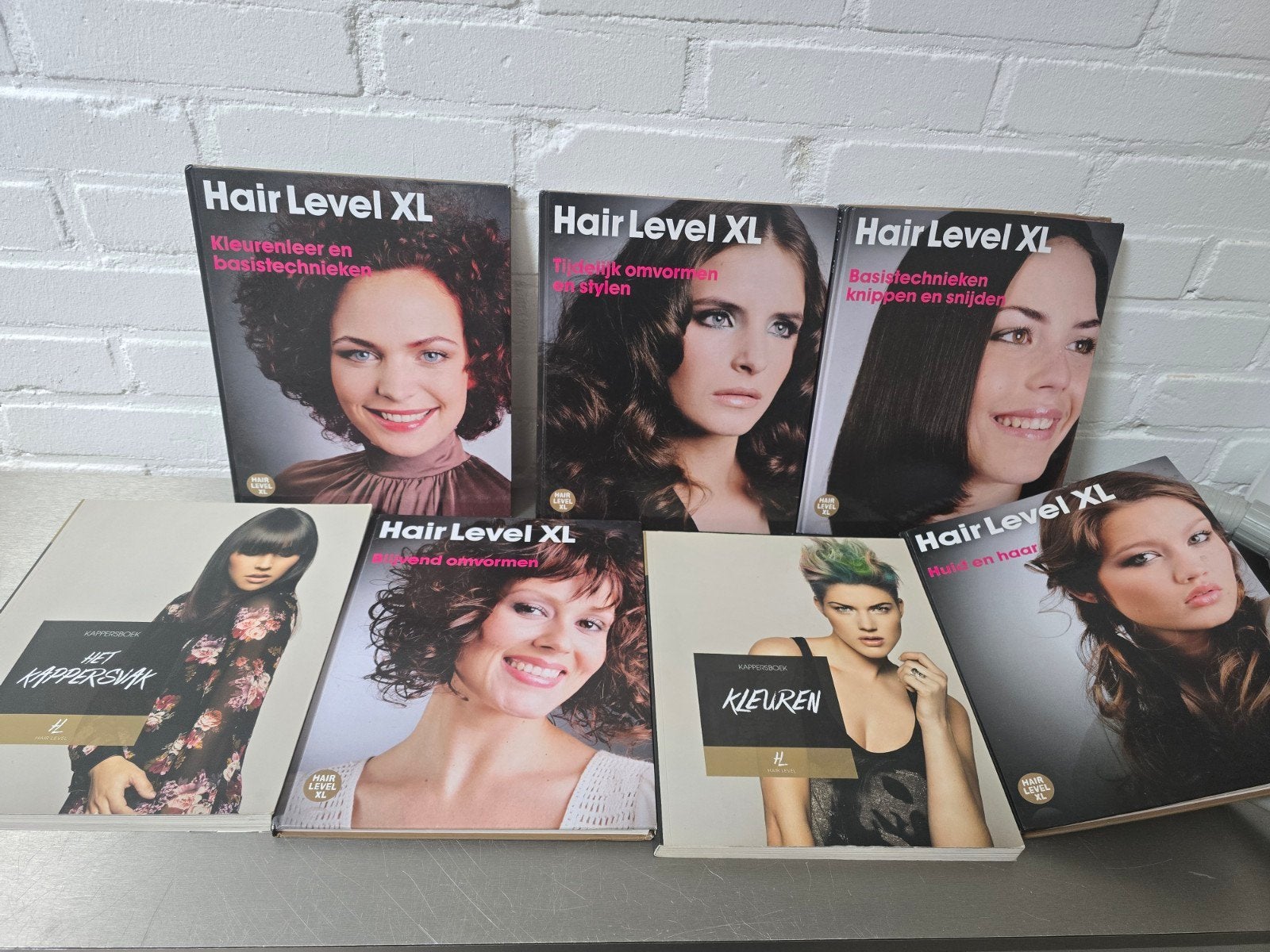 kapper boeken, Alle leeftijden, Ophalen, Zo goed als nieuw