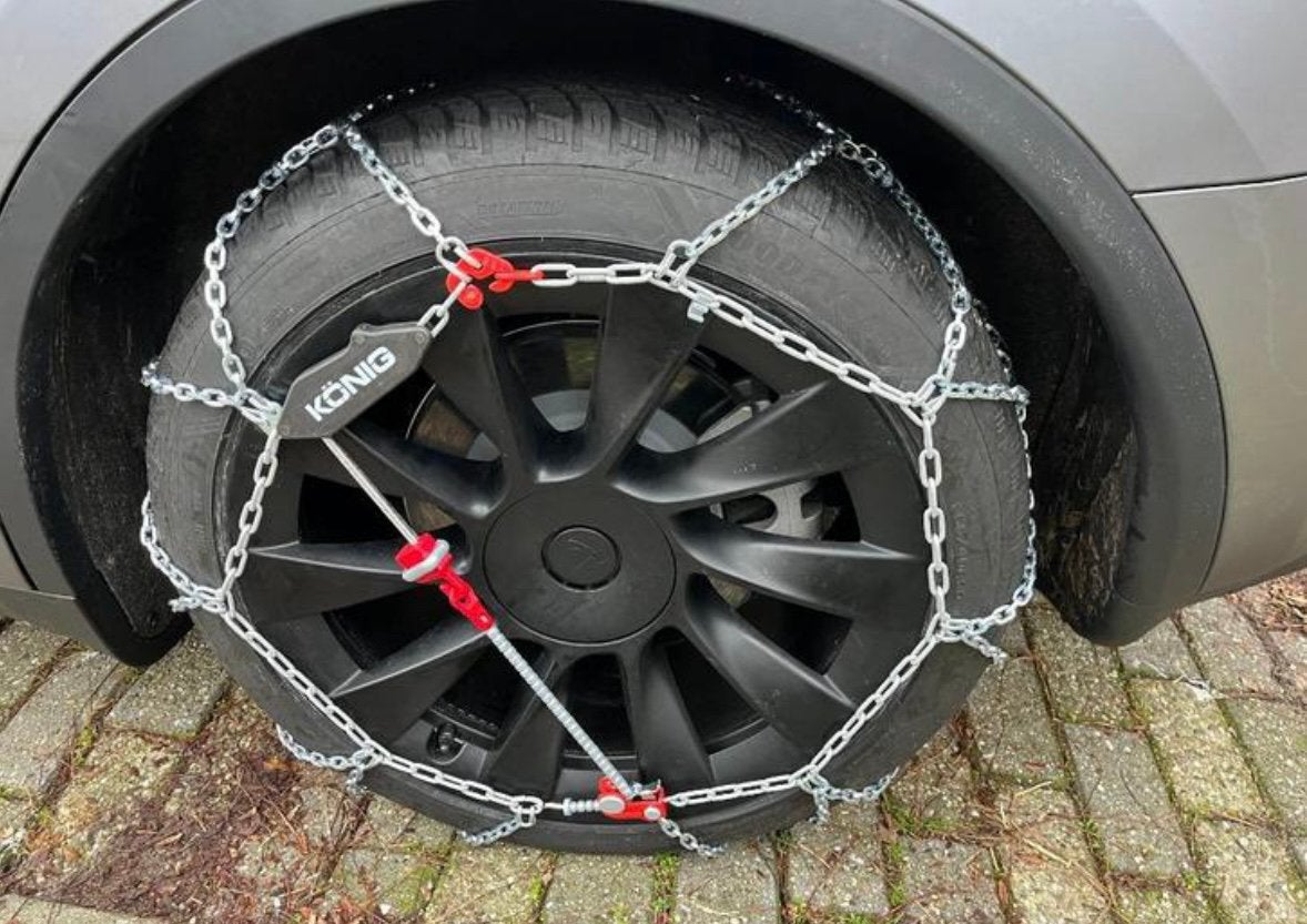Sneeuwkettingen Tesla model Y te huur - König XG-12 Pro 252, Ophalen, Nieuw