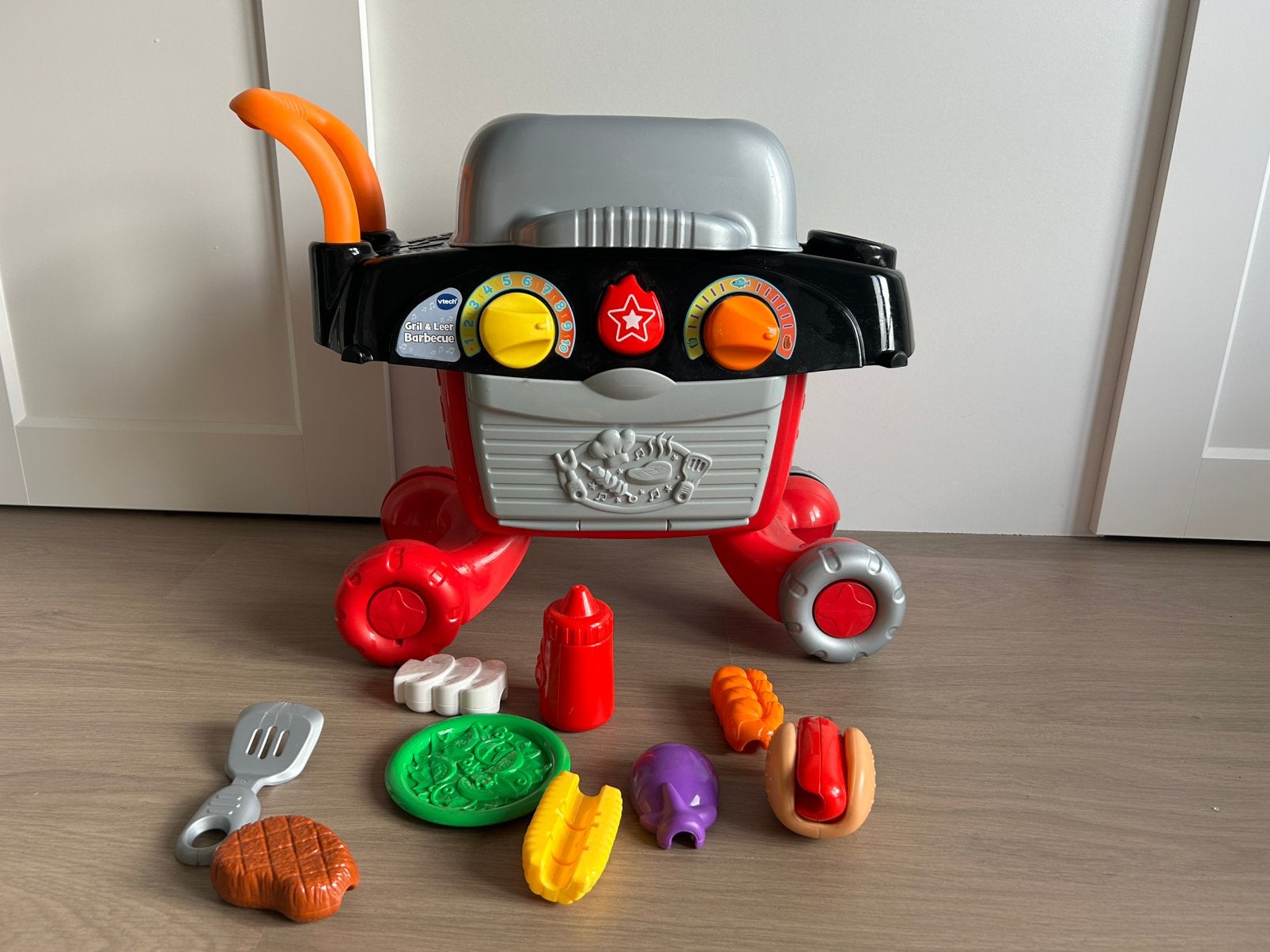 VTech Grill & Leer Barbecue met accessoires, Ophalen, Zo goed als nieuw, Jongen of Meisje