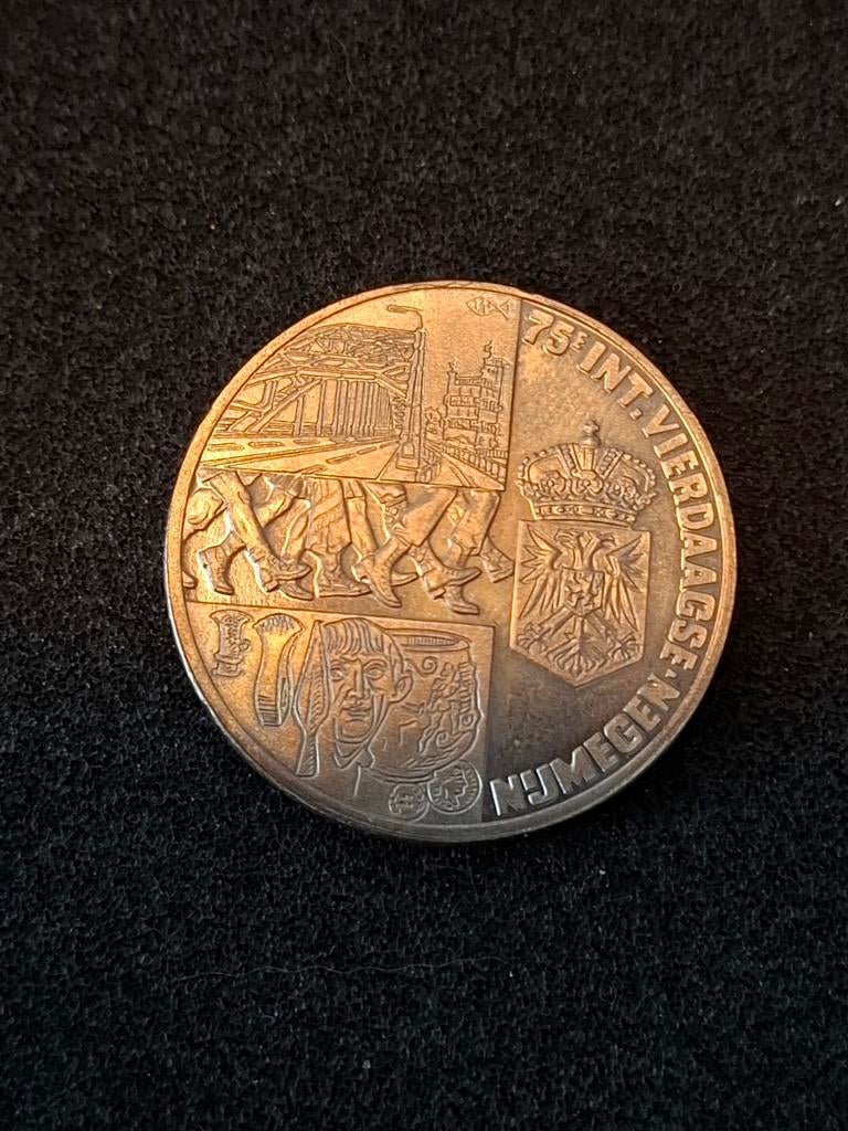 Munt 75e vierdaagse Nijmegen, Ophalen of Verzenden, Overige materialen