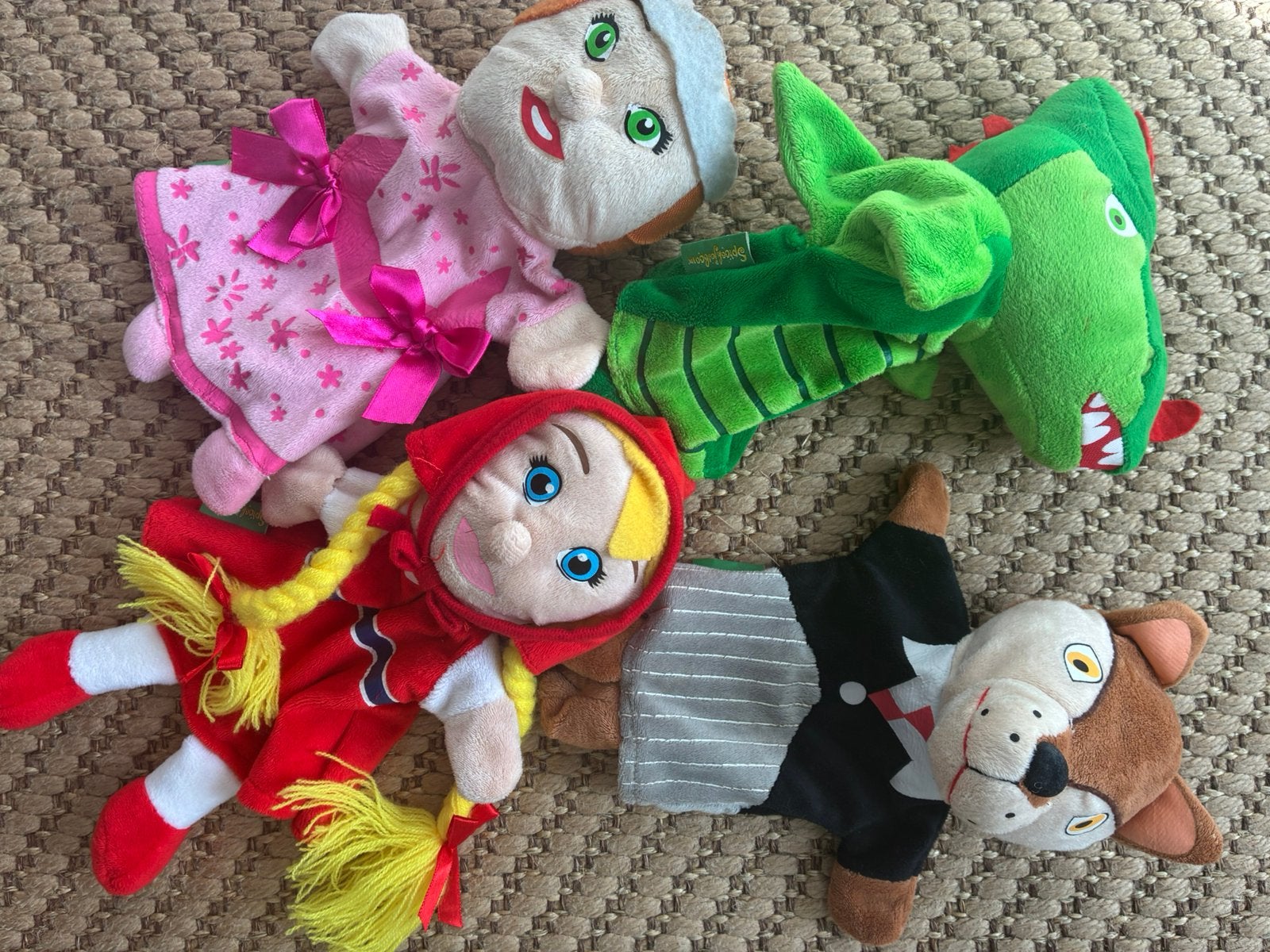 Handpoppen poppenkastpoppen sprookjesboom, Ophalen of Verzenden, Zo goed als nieuw, Overige typen