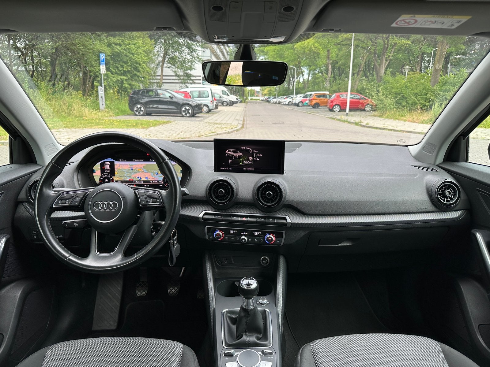 Audi Q2 30TFSI Ultra Sport / Virtual Cockpit / Black Edition, Auto's, Audi, Voorwielaandrijving, Stof, Zwart, 115 pk