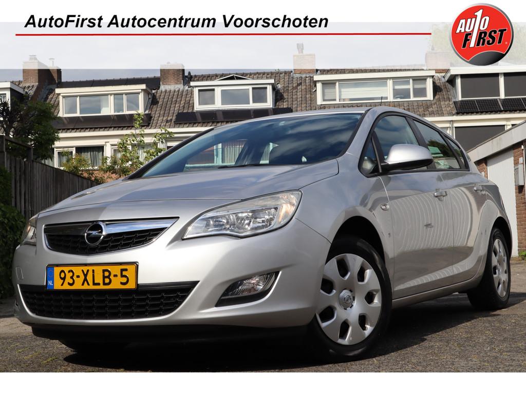 Opel Astra 1.4 Anniversary Edition | Cruise control |, Voorwielaandrijving, Euro 5, 101 pk, Gebruikt