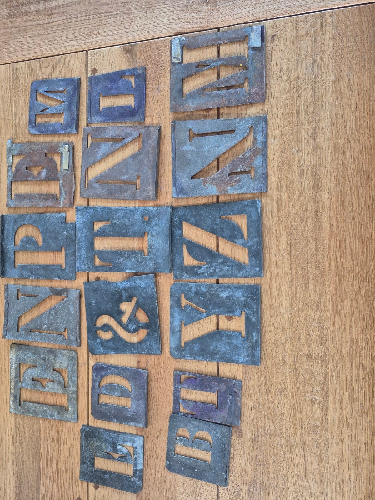 Vintage metalen sjabloonletters - Alfabet set, Ophalen of Verzenden