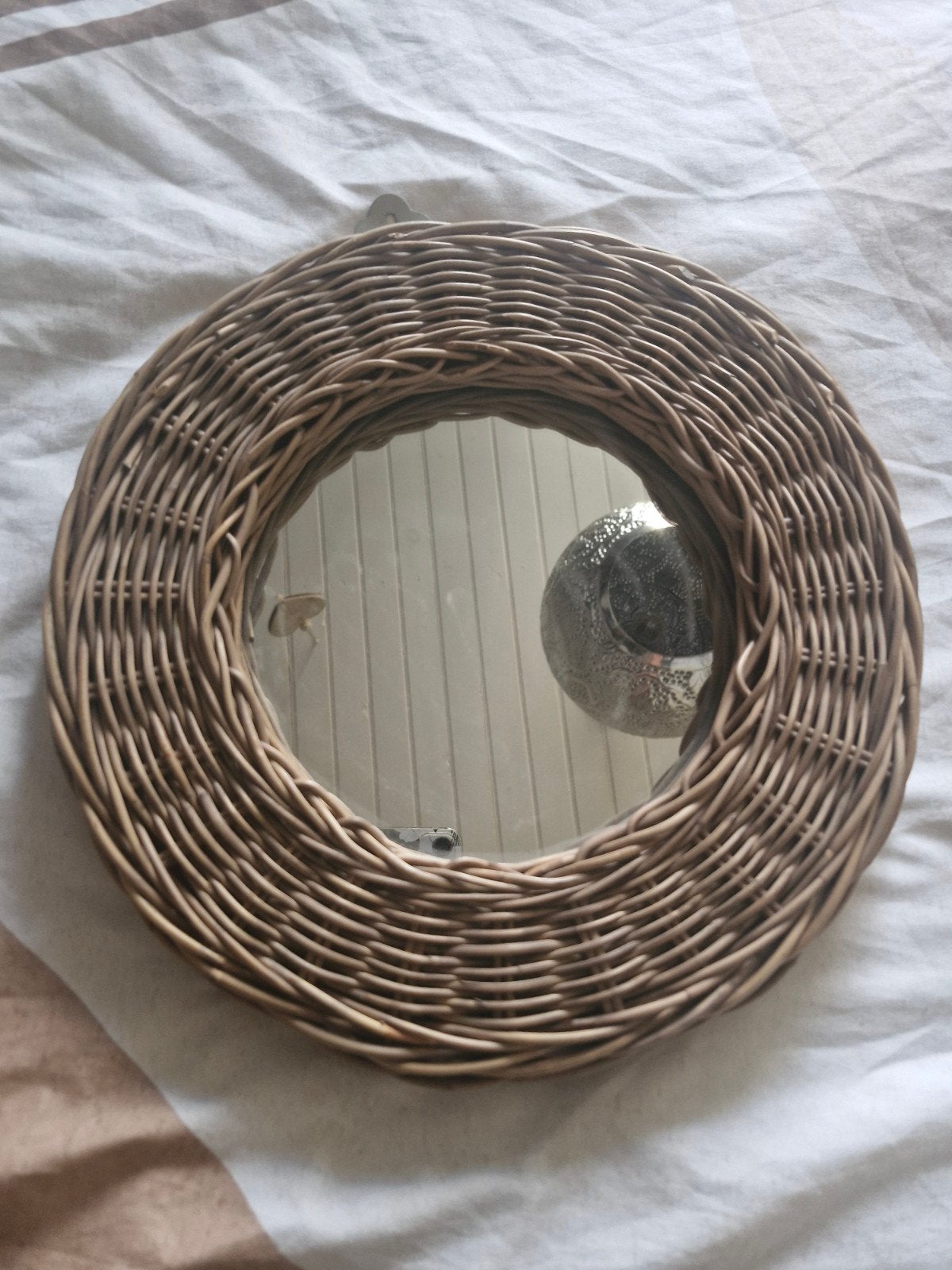 Rotan spiegel, rond, diameter 31cm, Huis en Inrichting, Woonaccessoires | Spiegels, Ophalen, Minder dan 50 cm, Rond, Zo goed als nieuw