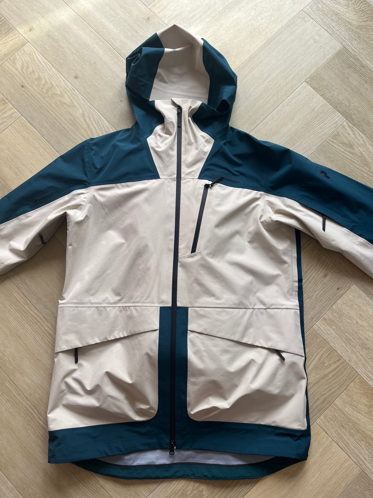 Peak Performance Skipak Maat L - Slechts 1 Week Gedragen, Kleding | Heren, Verzenden, Zo goed als nieuw, Maat 52/54 (L), Pak