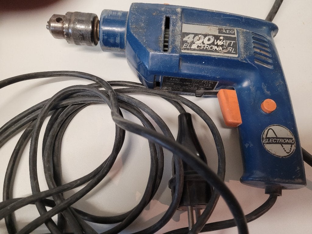 KLOPBOORMACHINE AEG, Gebruikt, Minder dan 400 watt, Variabele snelheid, Ophalen