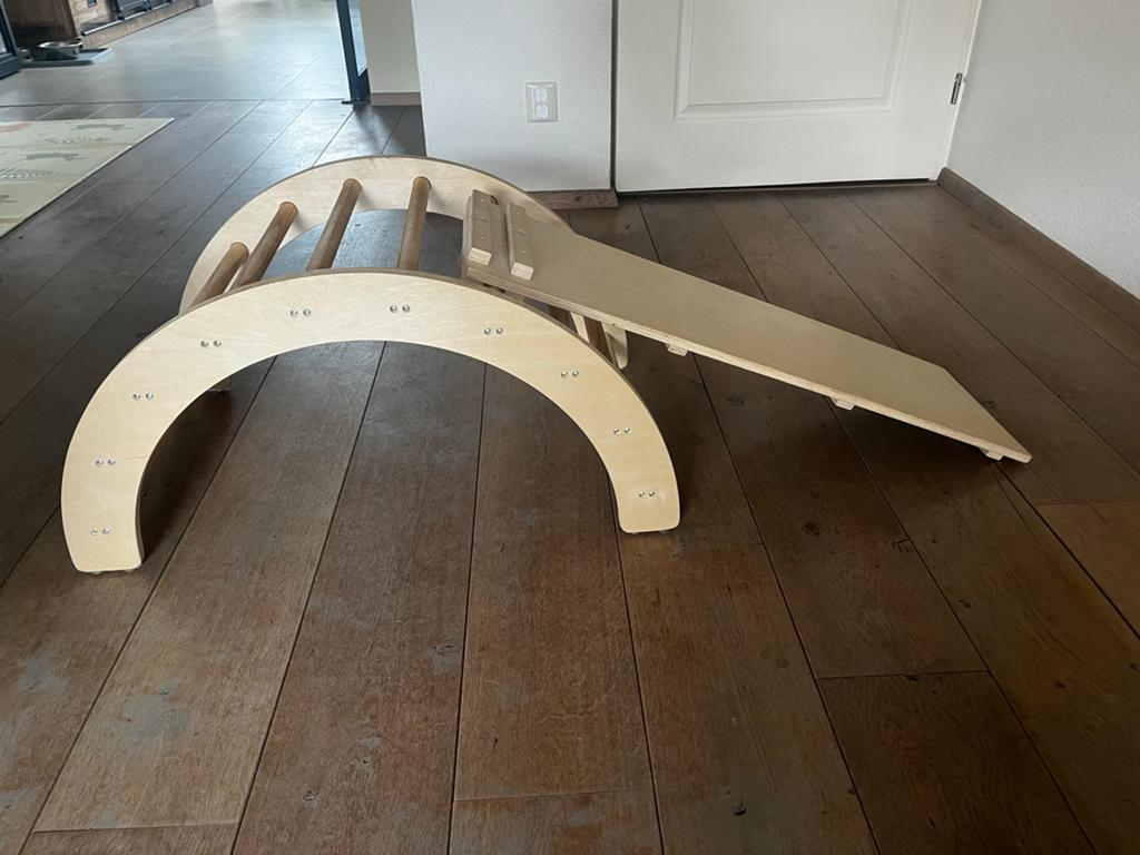 Houten klimboog met glijbaan/klimplank voor kinderen, Kinderen en Baby's, Speelgoed | Houten speelgoed, Ophalen, Zo goed als nieuw