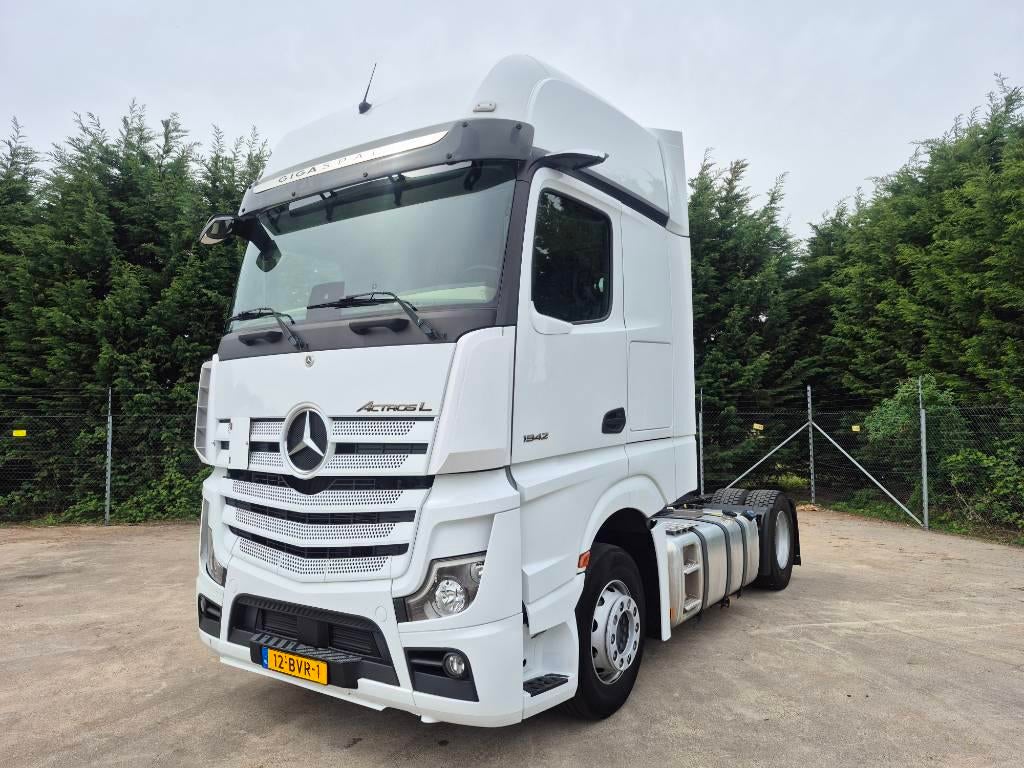 Mercedes-Benz 1842 (bj 2023), Automaat, Achterwielaandrijving, Euro 6, Wit